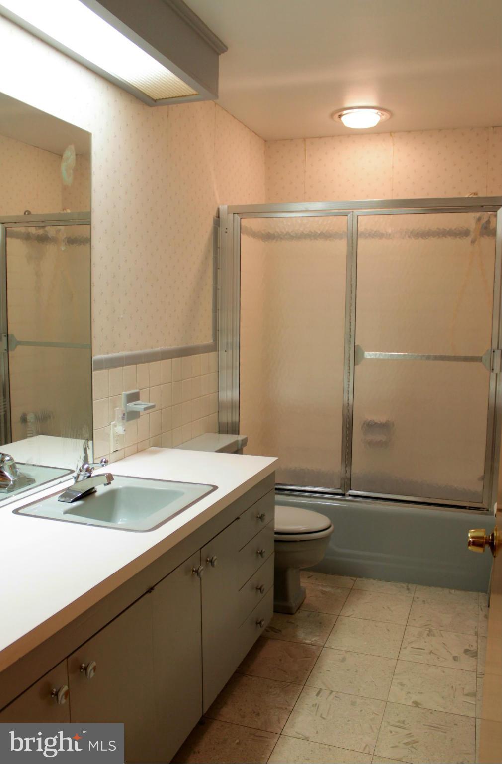 OAK RIDGE - Residential