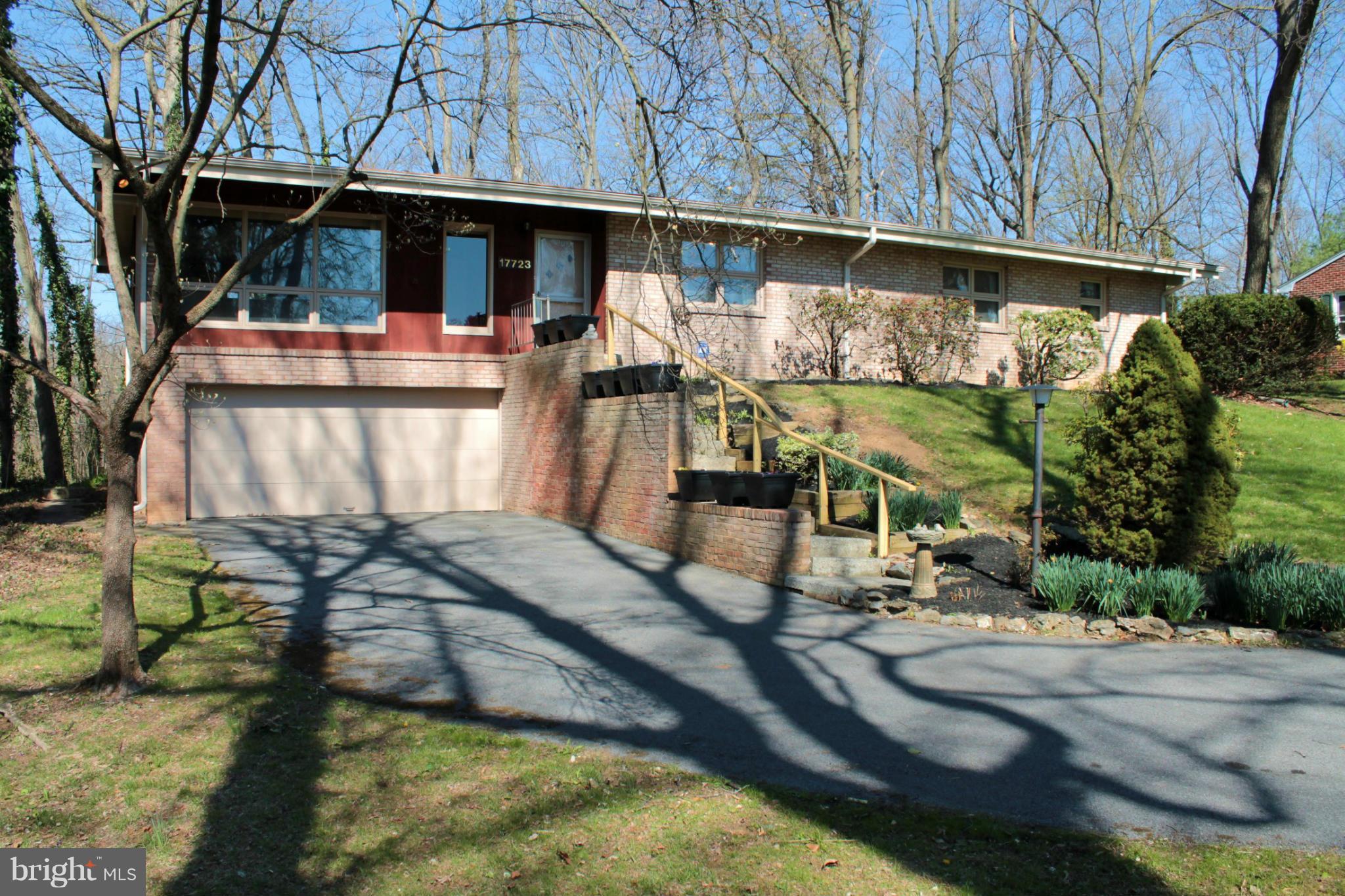 OAK RIDGE - Residential