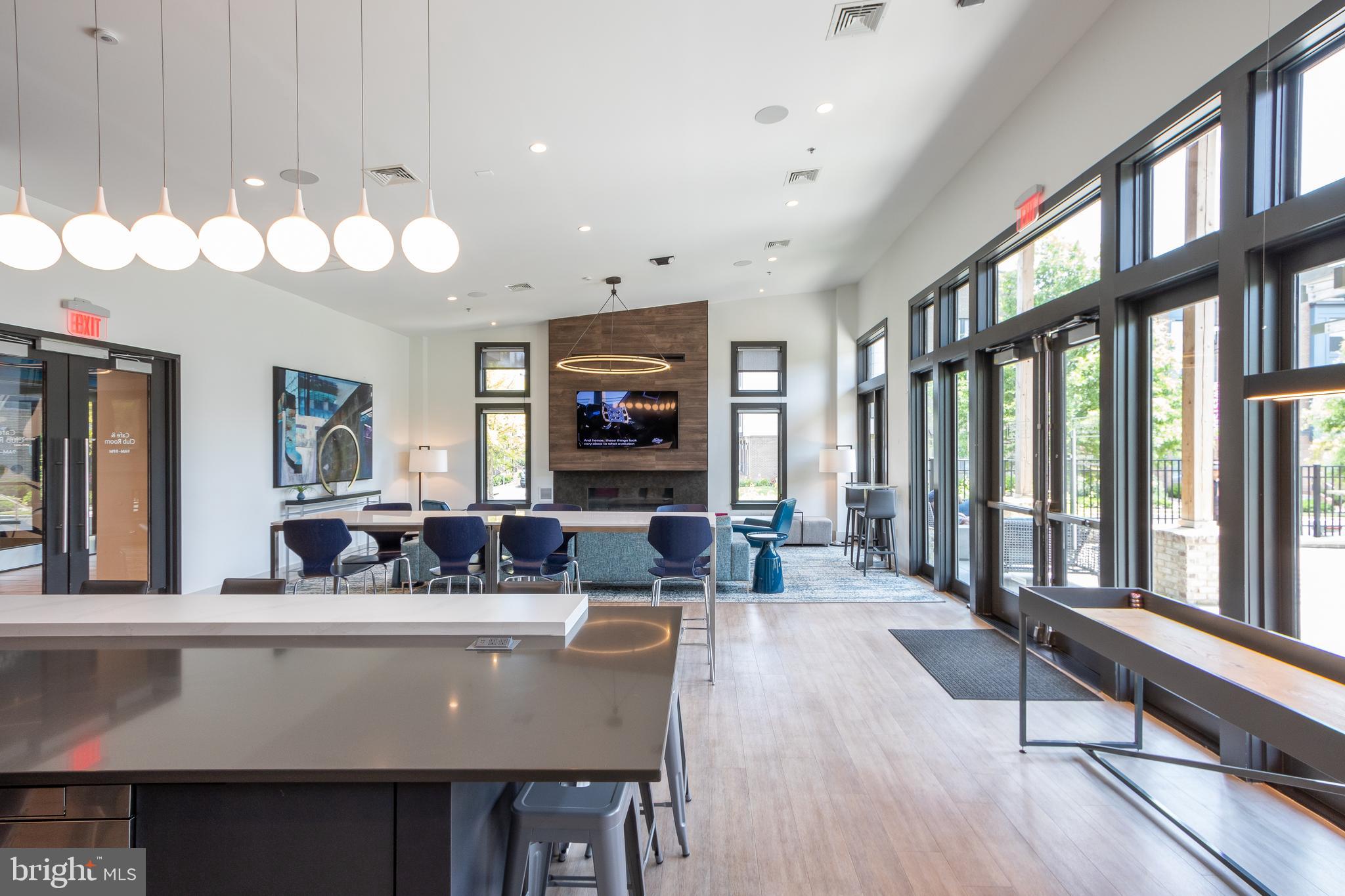 SHADY GROVE - Residential