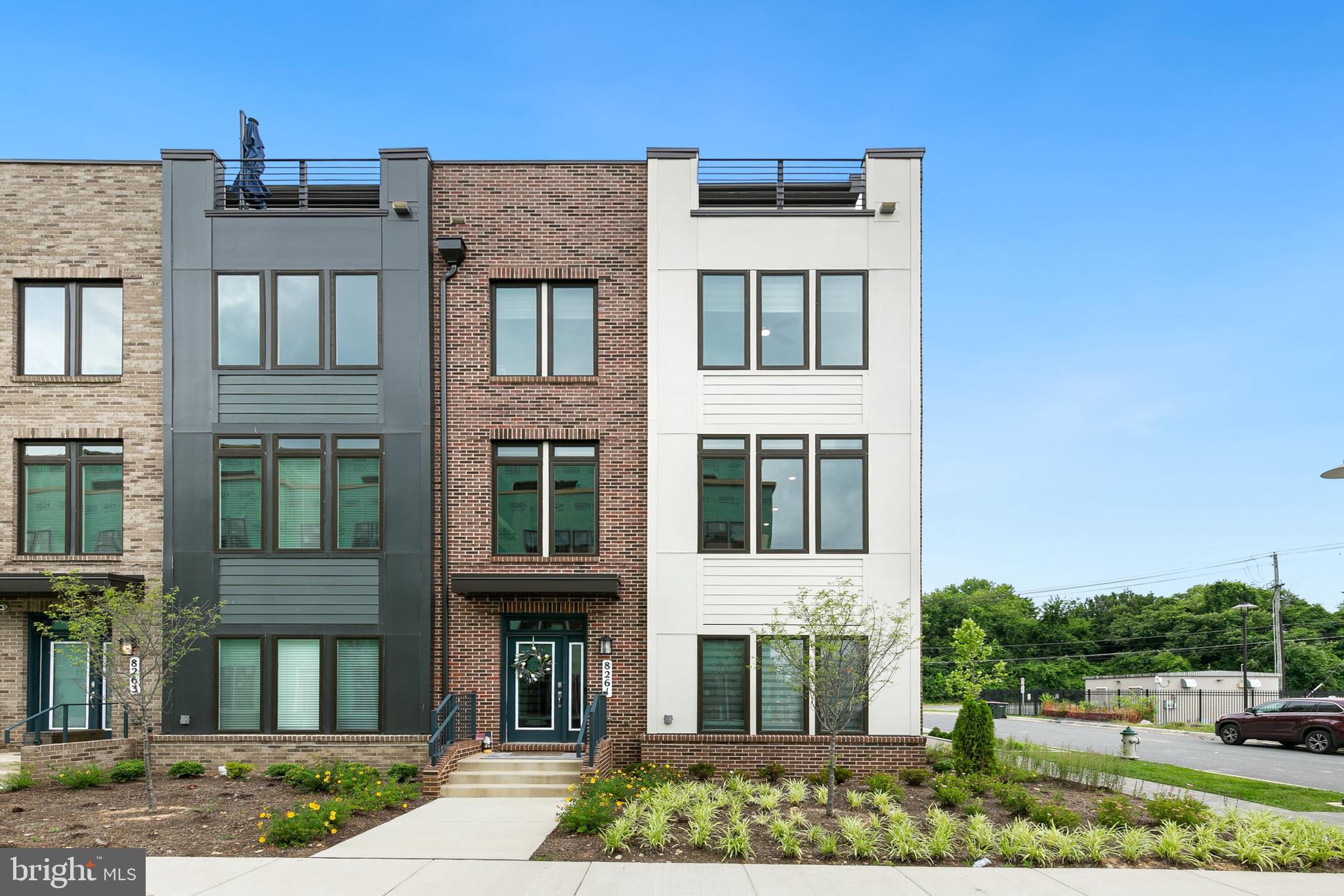 SHADY GROVE - Residential