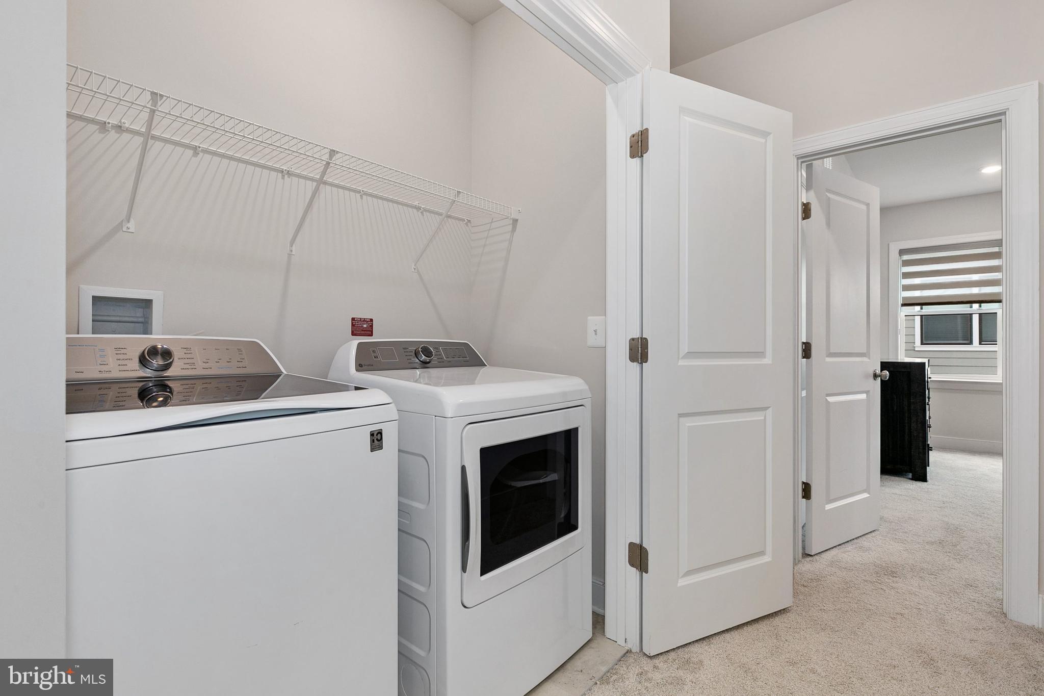 SHADY GROVE - Residential