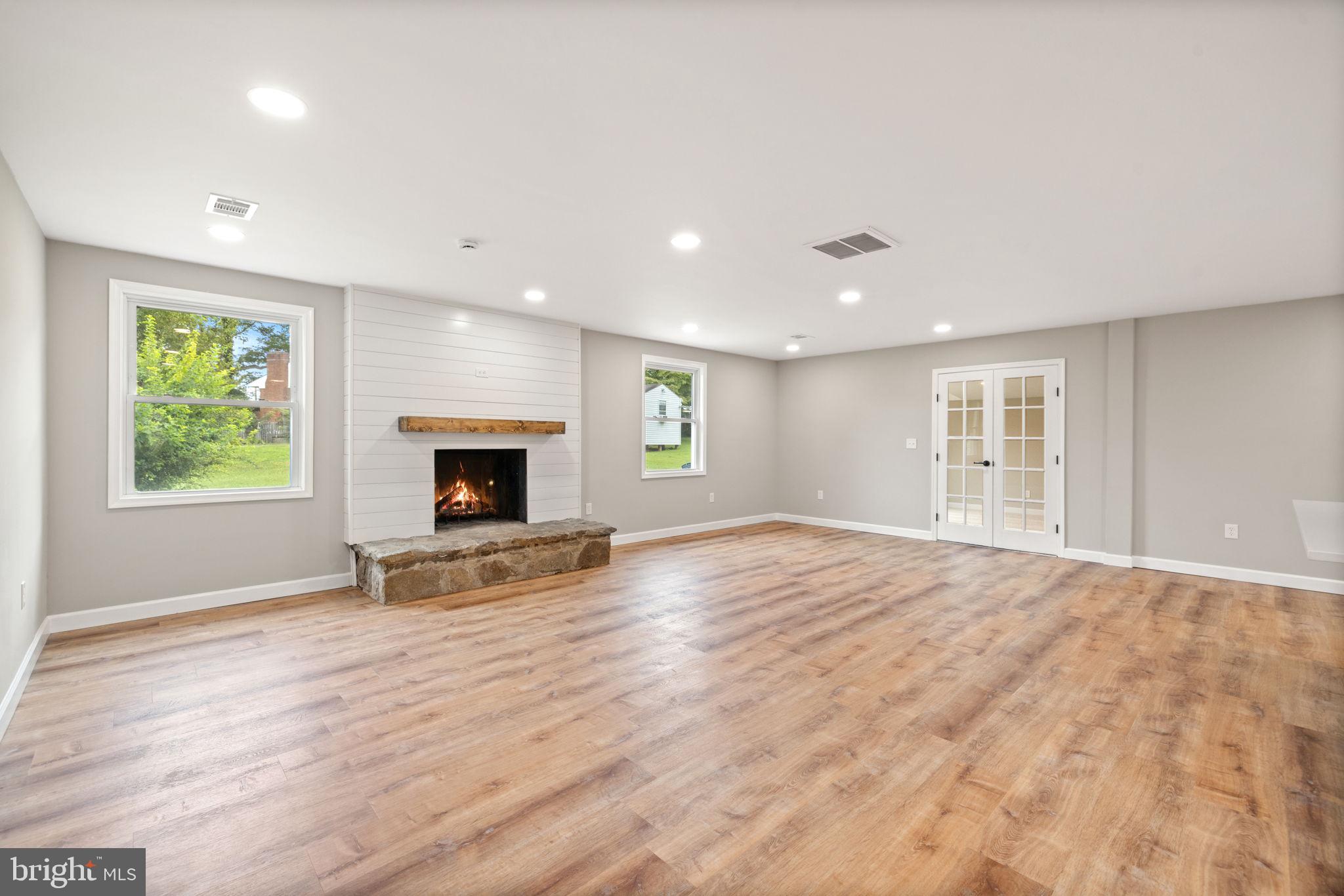 655 FOXCROFT ROAD