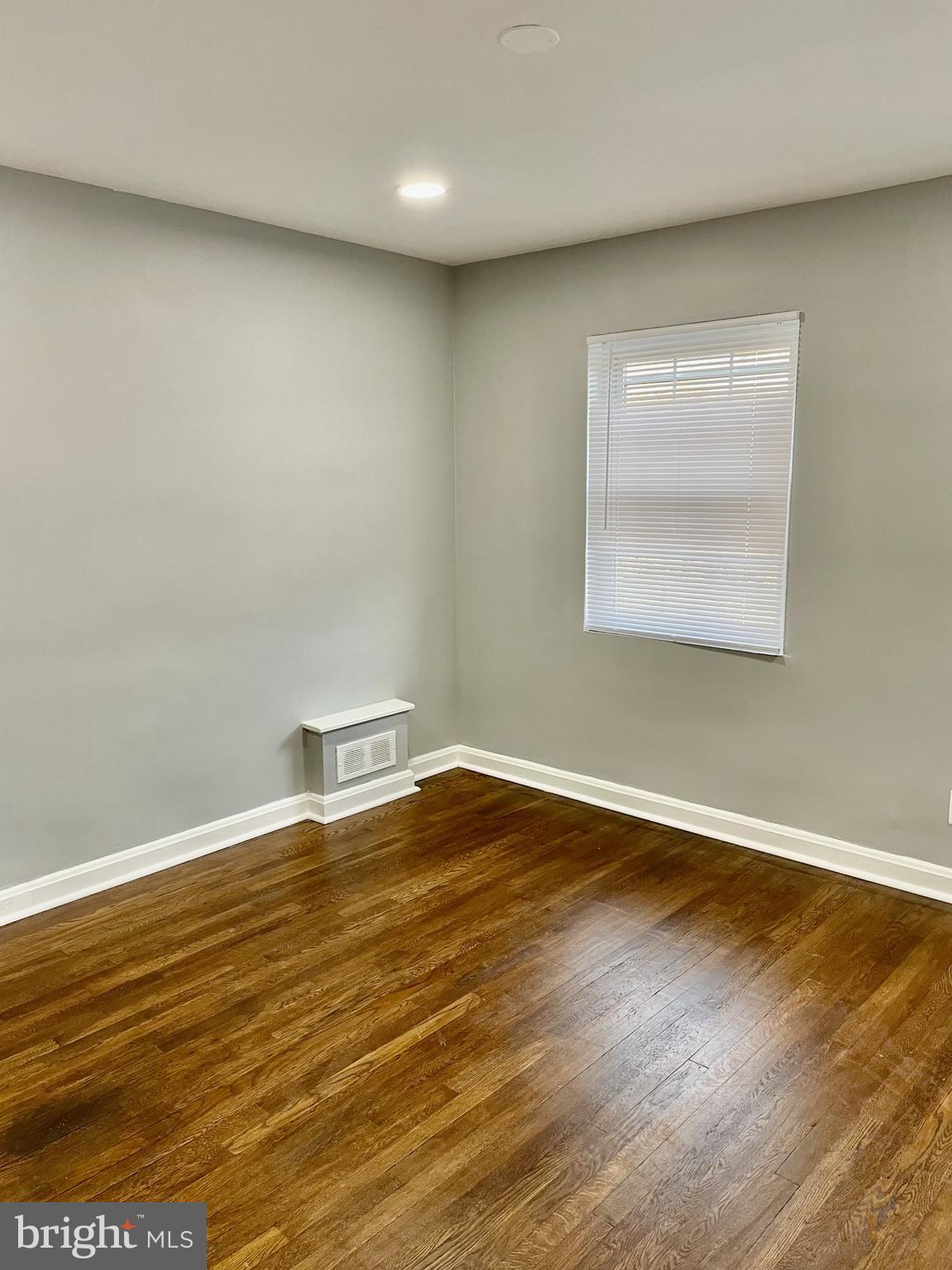 FAYETTE COURT - Residential Lease