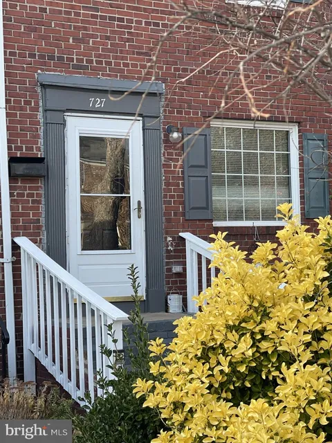 727 S Fayette Street, Alexandria, VA MLS: VAAX2040218