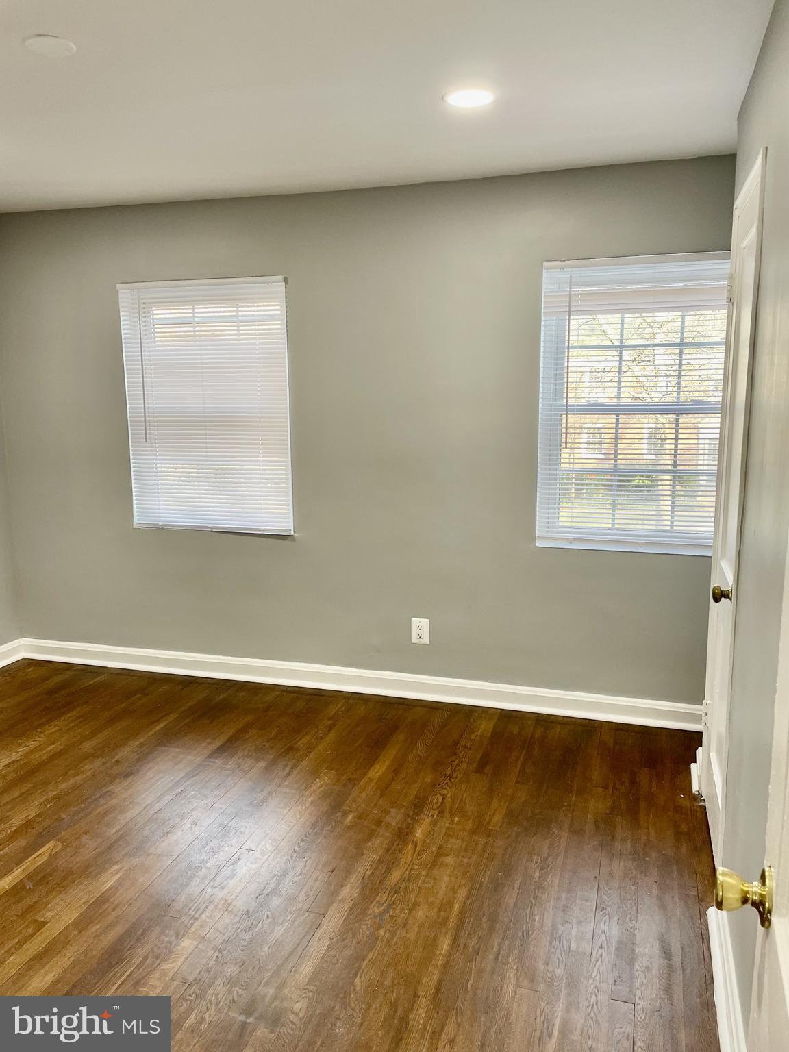 FAYETTE COURT - Residential Lease