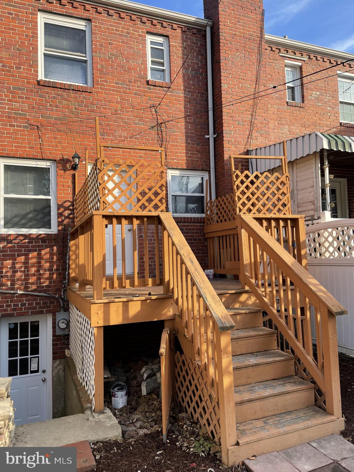 FAYETTE COURT - Residential Lease