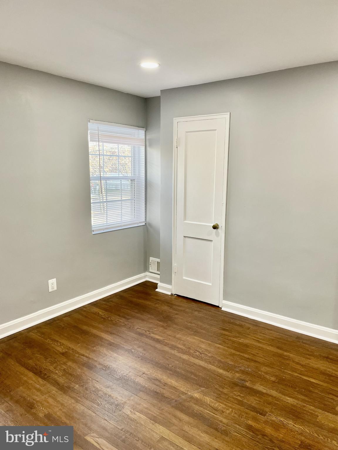 FAYETTE COURT - Residential Lease