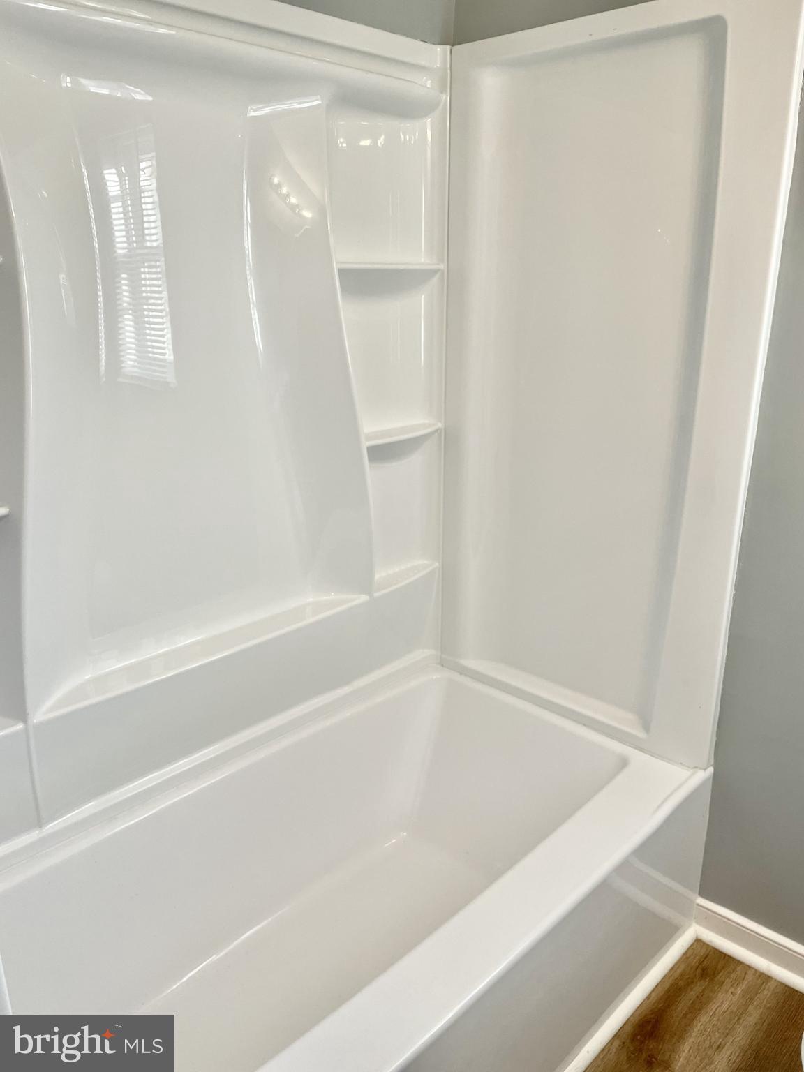 FAYETTE COURT - Residential Lease