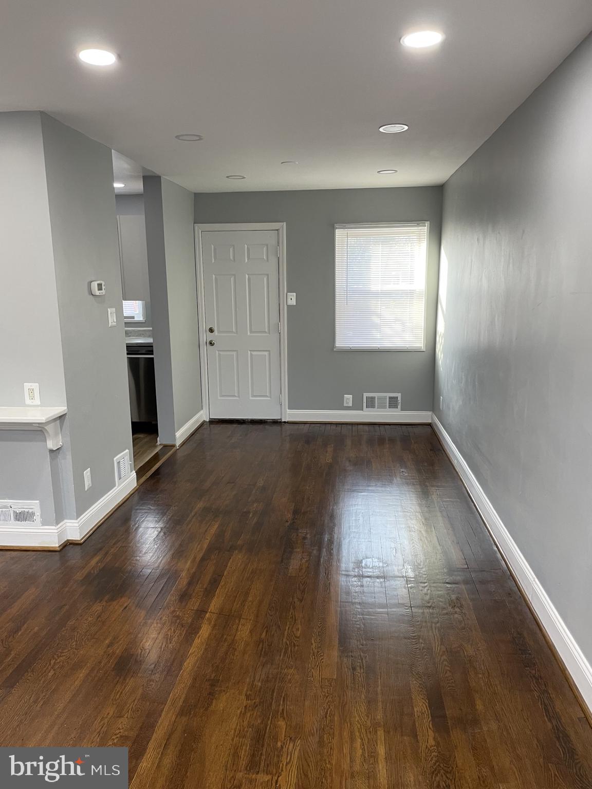 FAYETTE COURT - Residential Lease