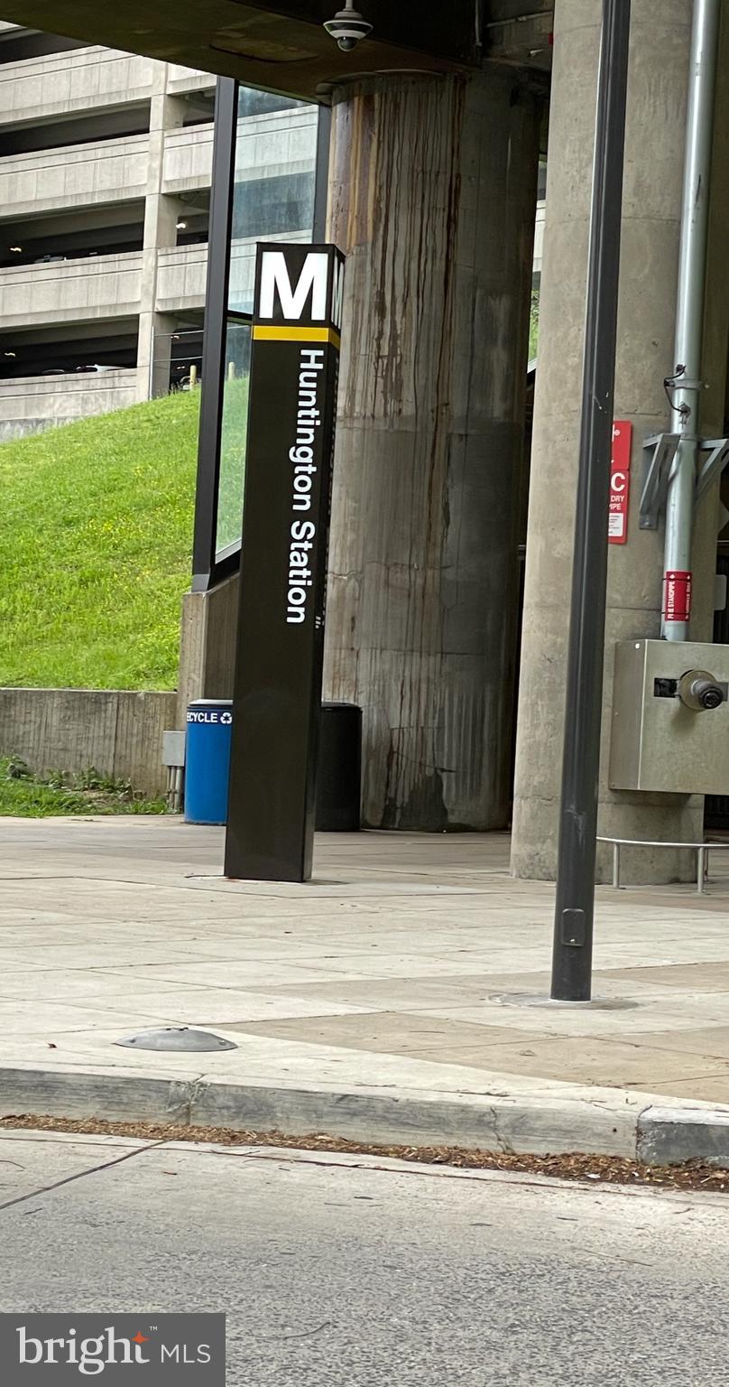 FAYETTE COURT - Residential Lease