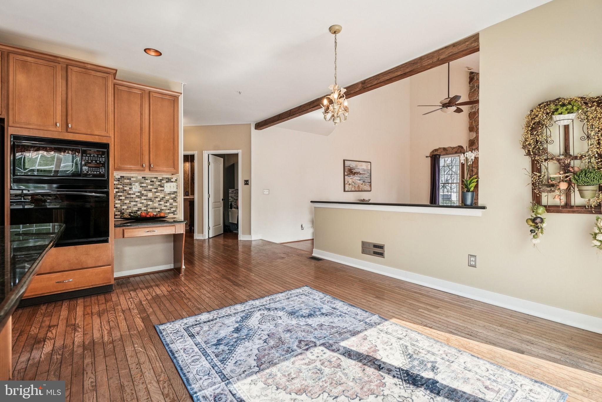 BUCKS CTY COUNTRYC - Residential