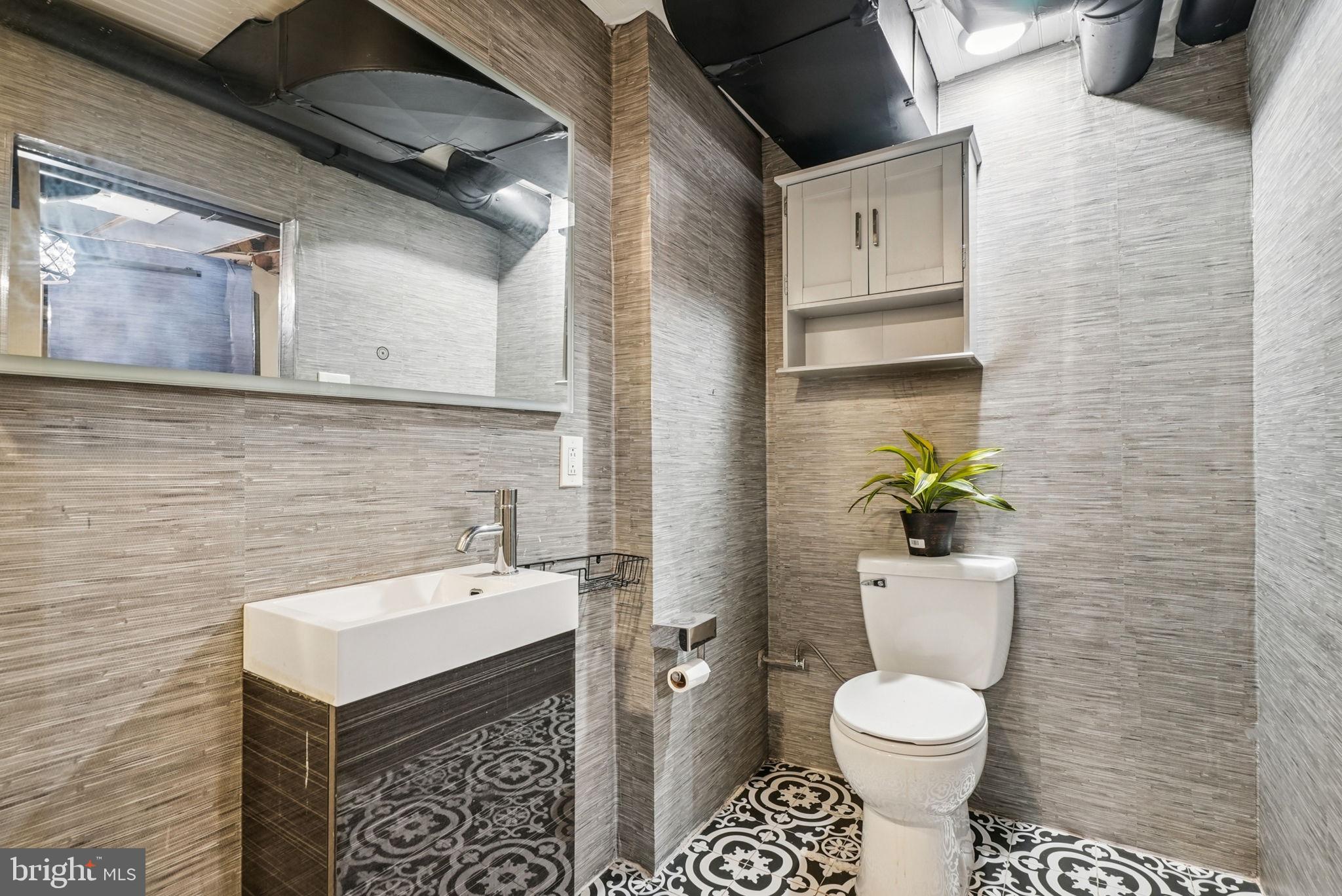 BUCKS CTY COUNTRYC - Residential