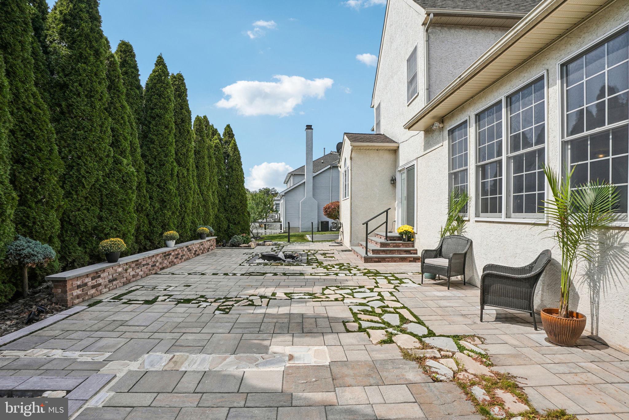 BUCKS CTY COUNTRYC - Residential