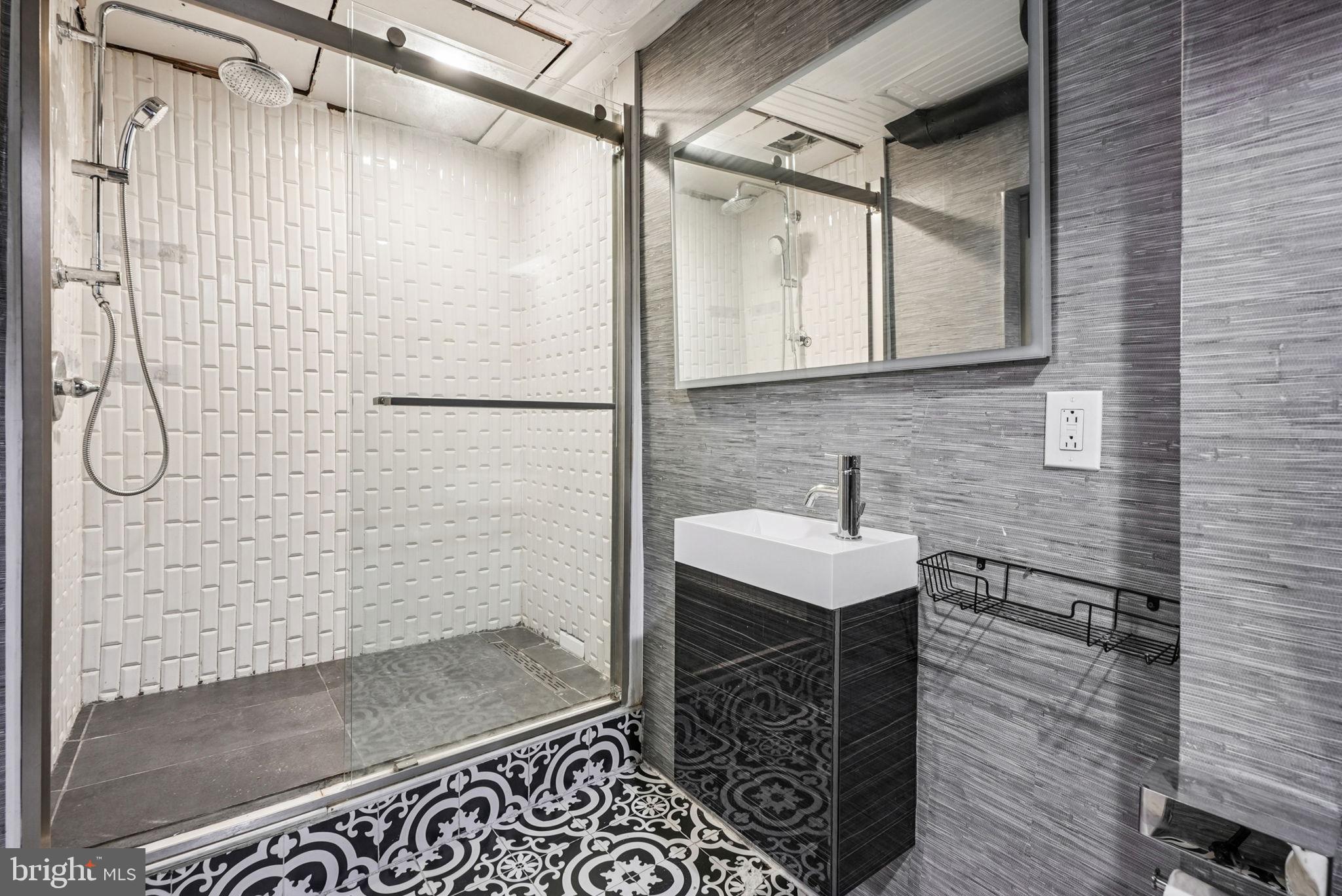 BUCKS CTY COUNTRYC - Residential