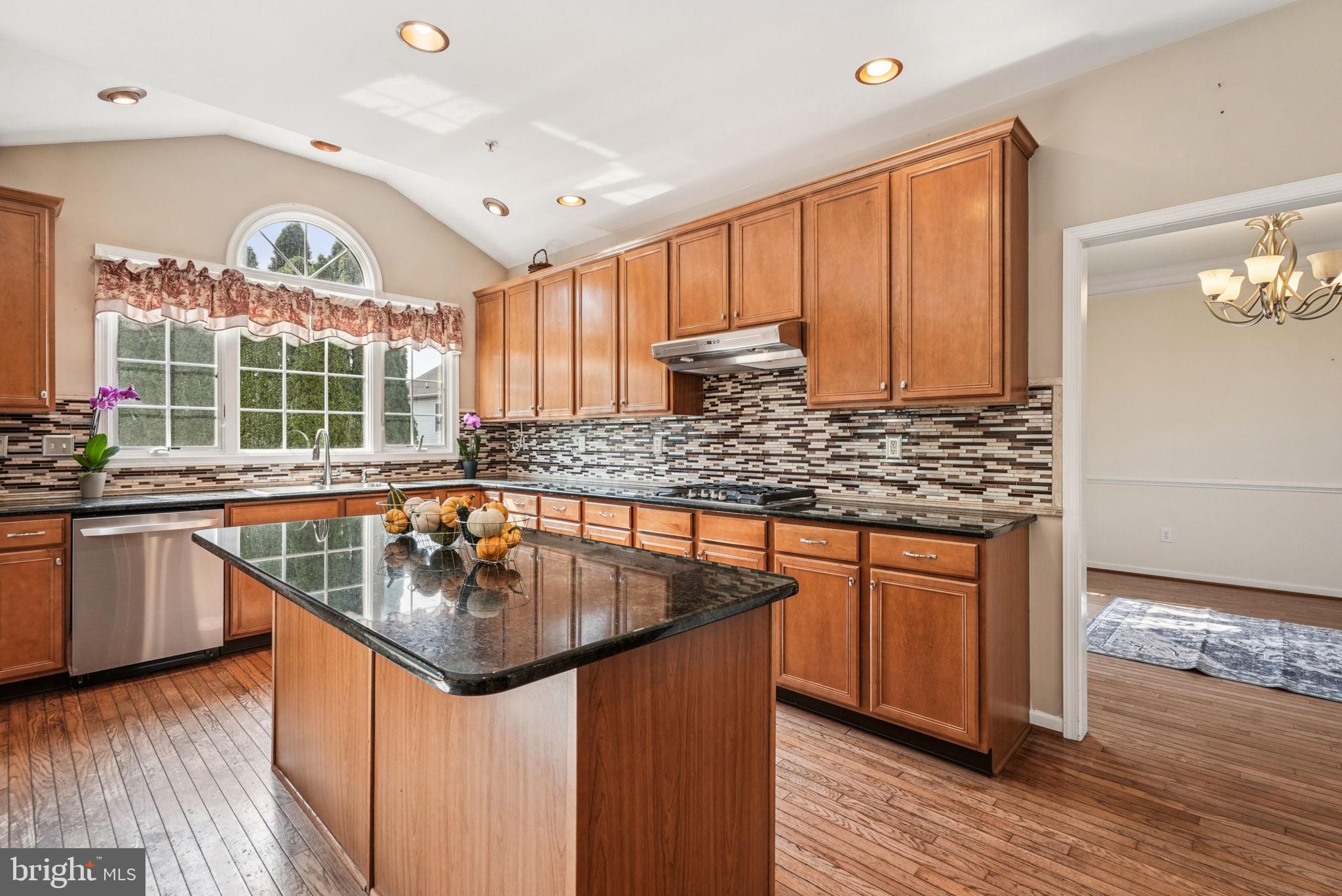 BUCKS CTY COUNTRYC - Residential