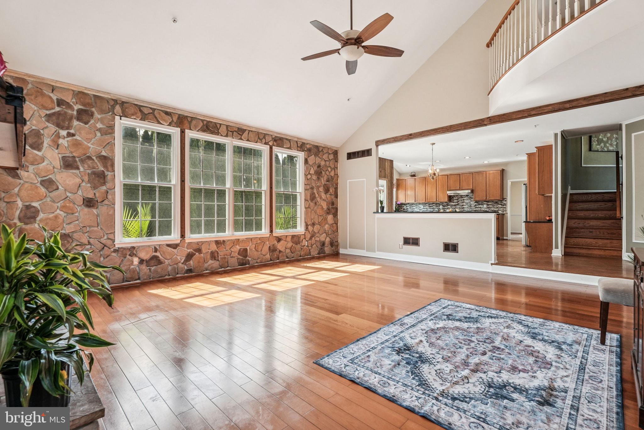 BUCKS CTY COUNTRYC - Residential