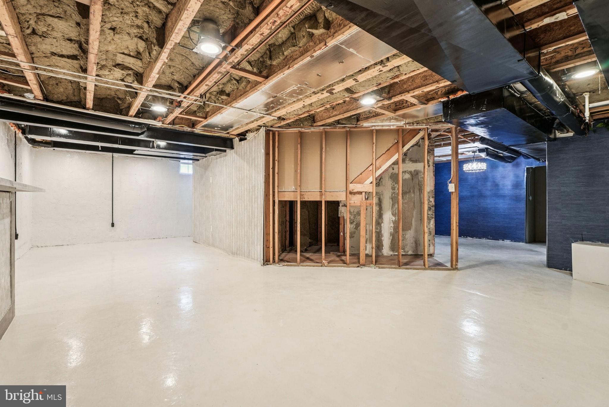 BUCKS CTY COUNTRYC - Residential