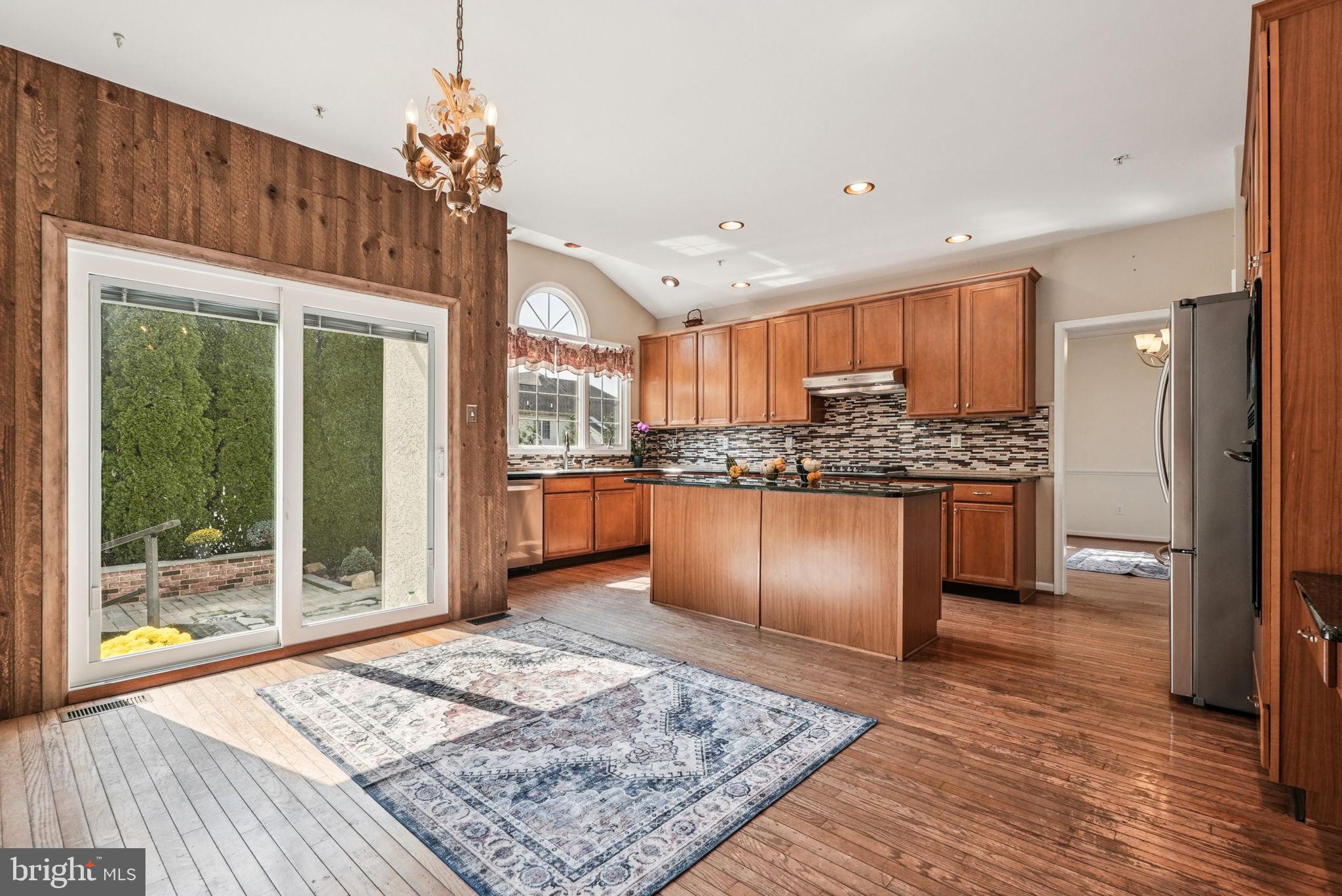 BUCKS CTY COUNTRYC - Residential