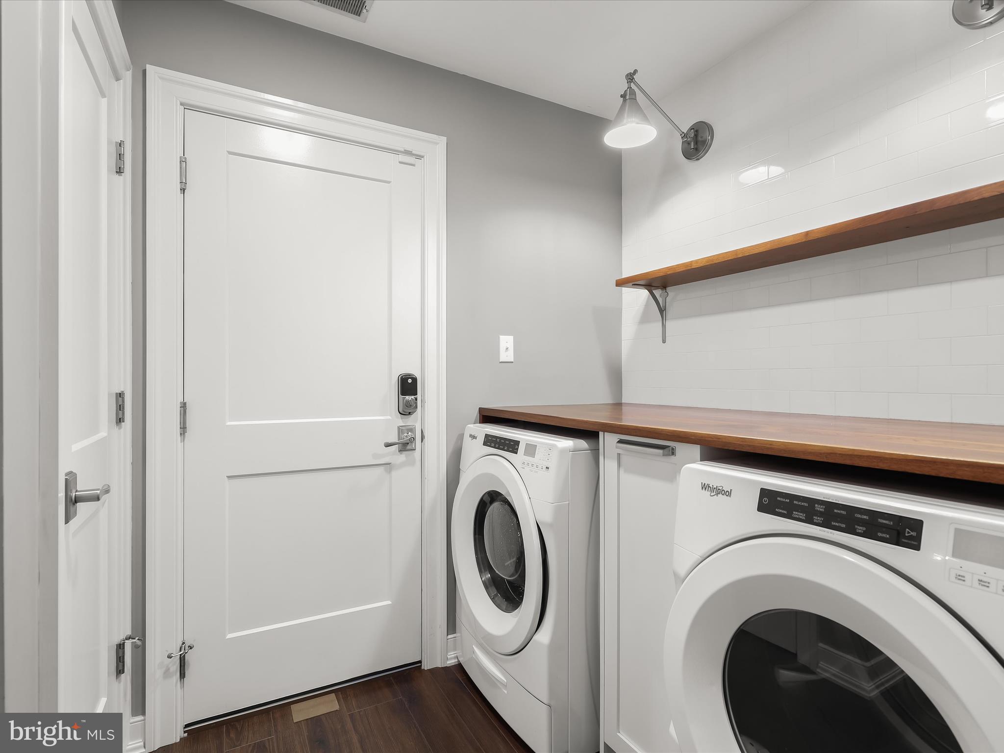 RUXTON LANDING - Residential