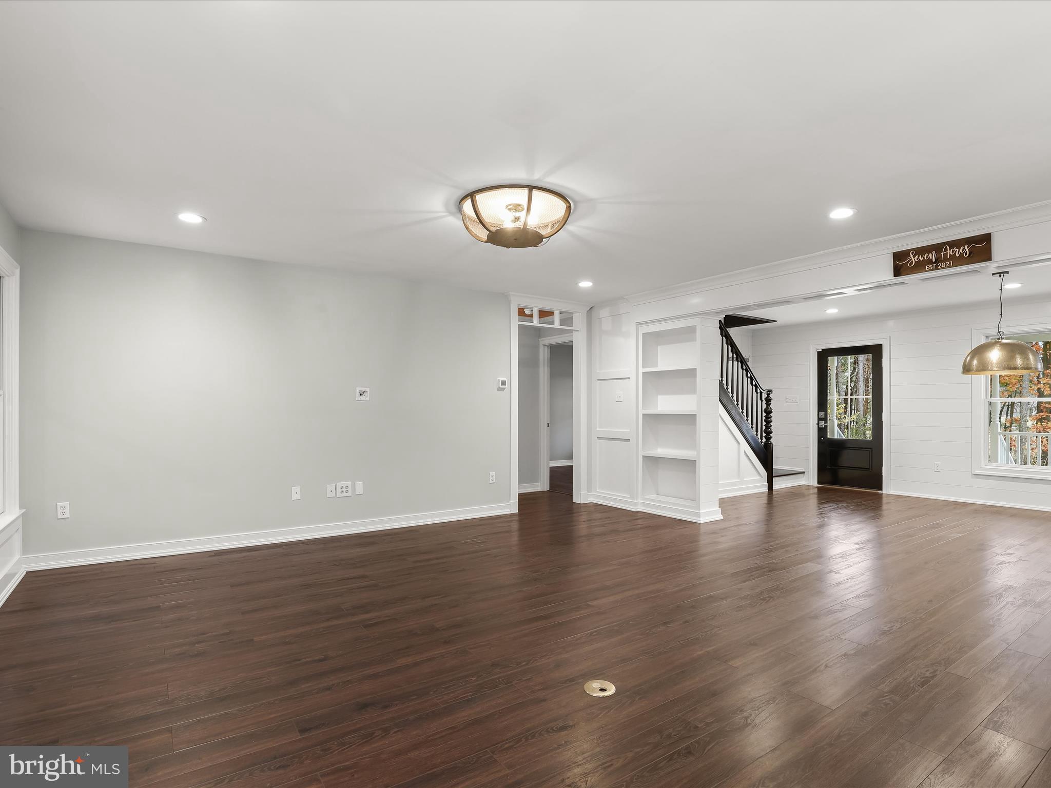 RUXTON LANDING - Residential