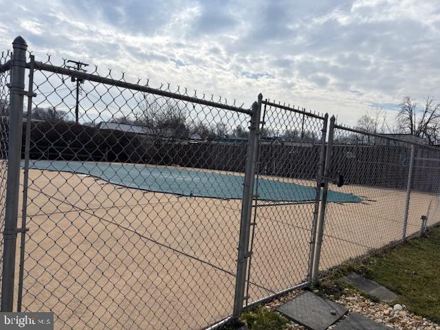 ONE HUNDRED CHURCH STREE - Residential