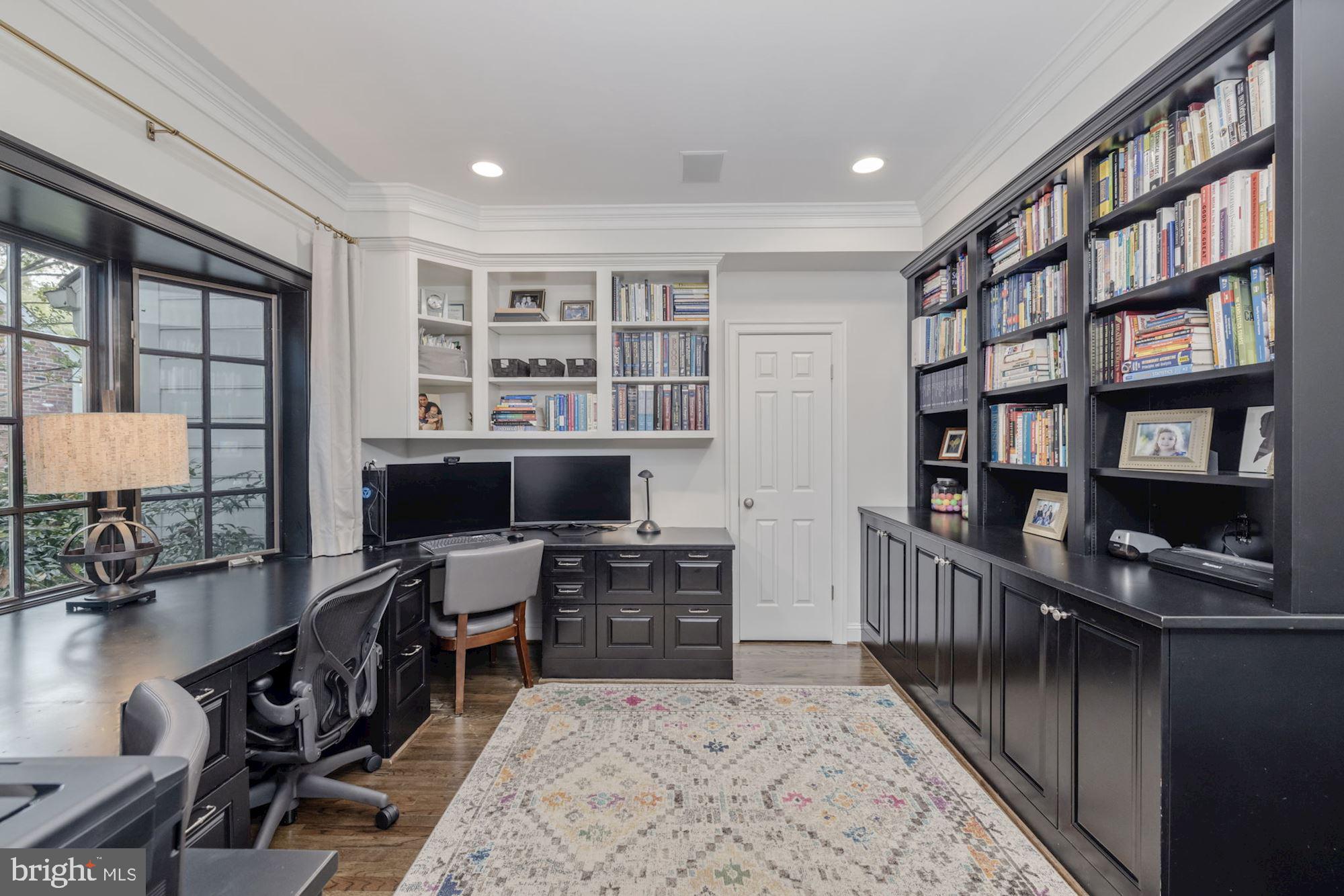 RIVER FALLS - Residential