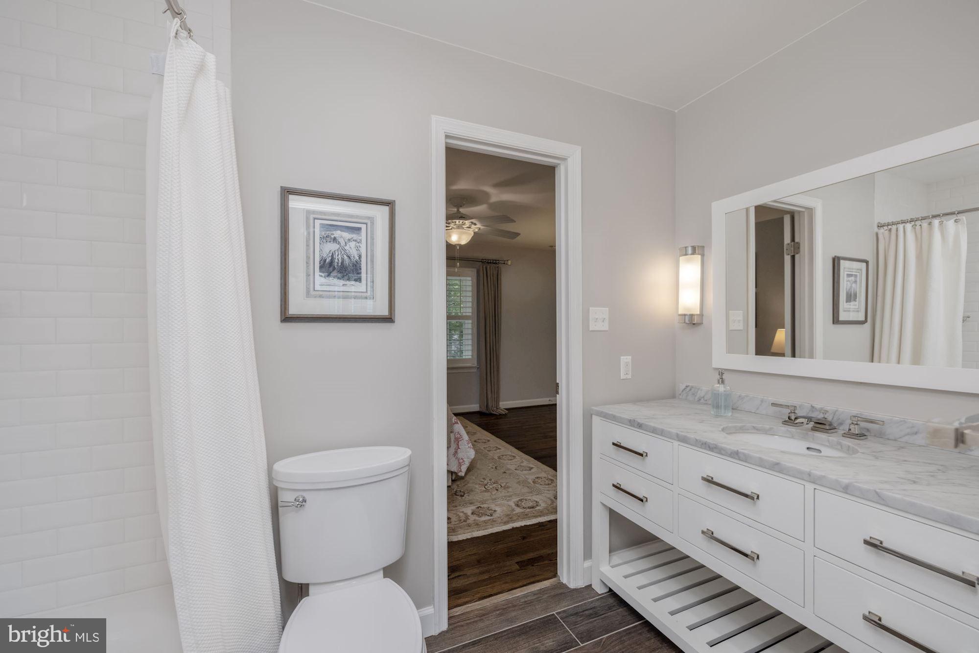 RIVER FALLS - Residential