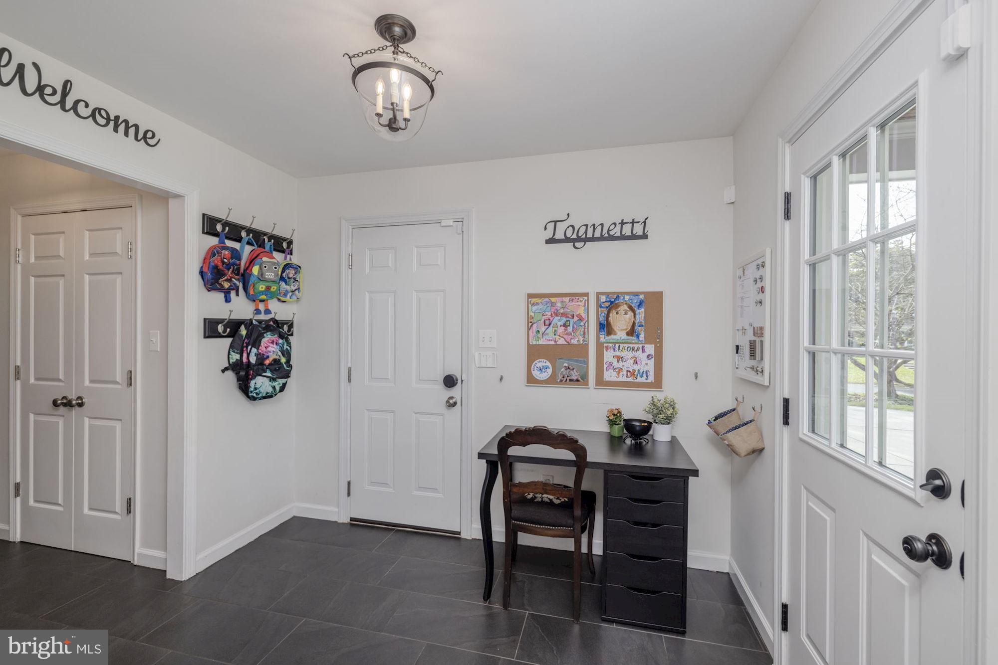 RIVER FALLS - Residential