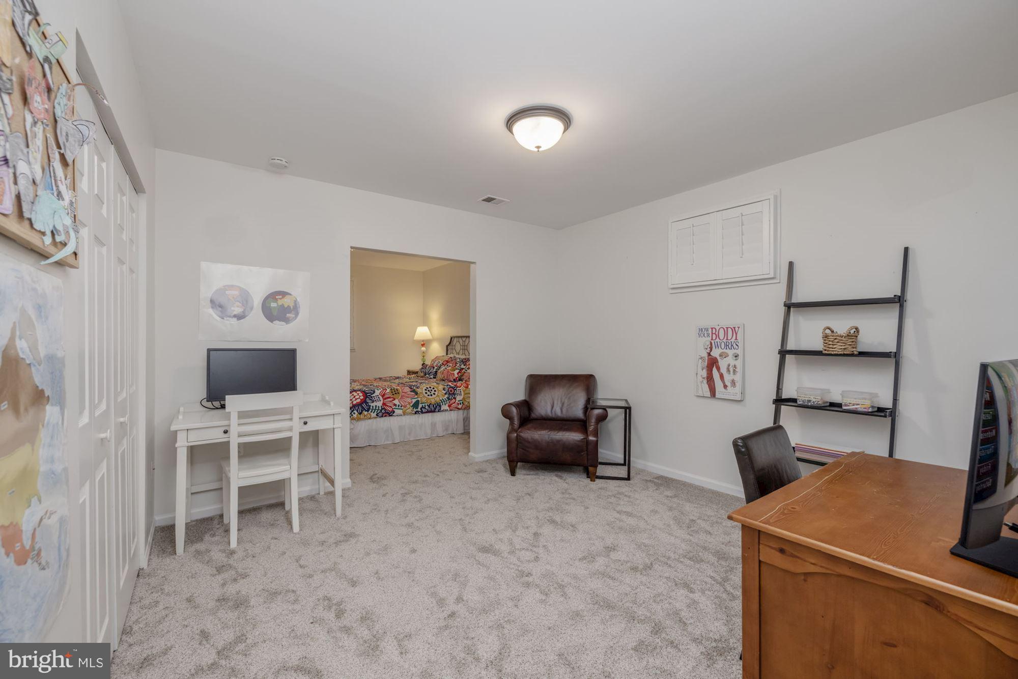 RIVER FALLS - Residential