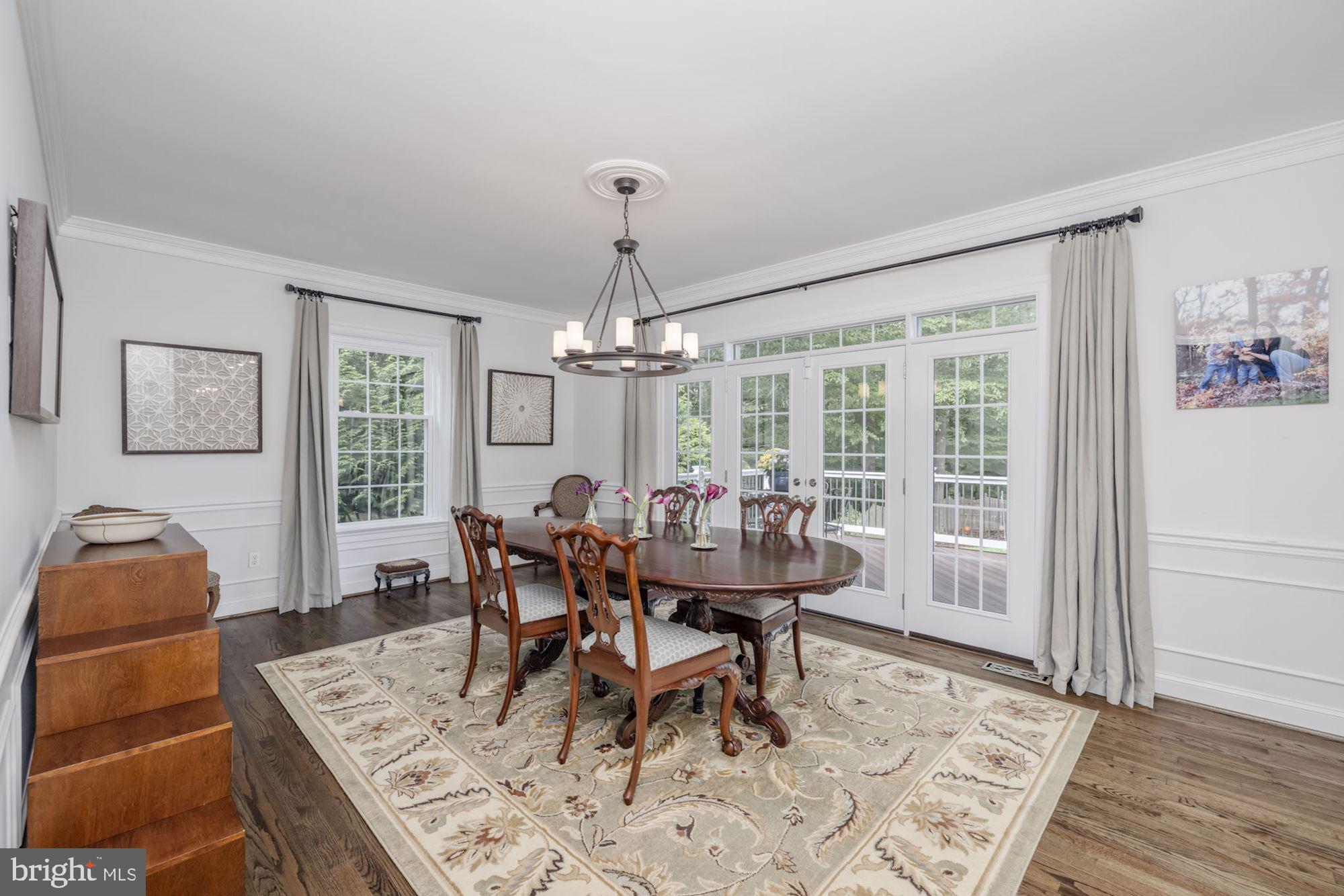 RIVER FALLS - Residential