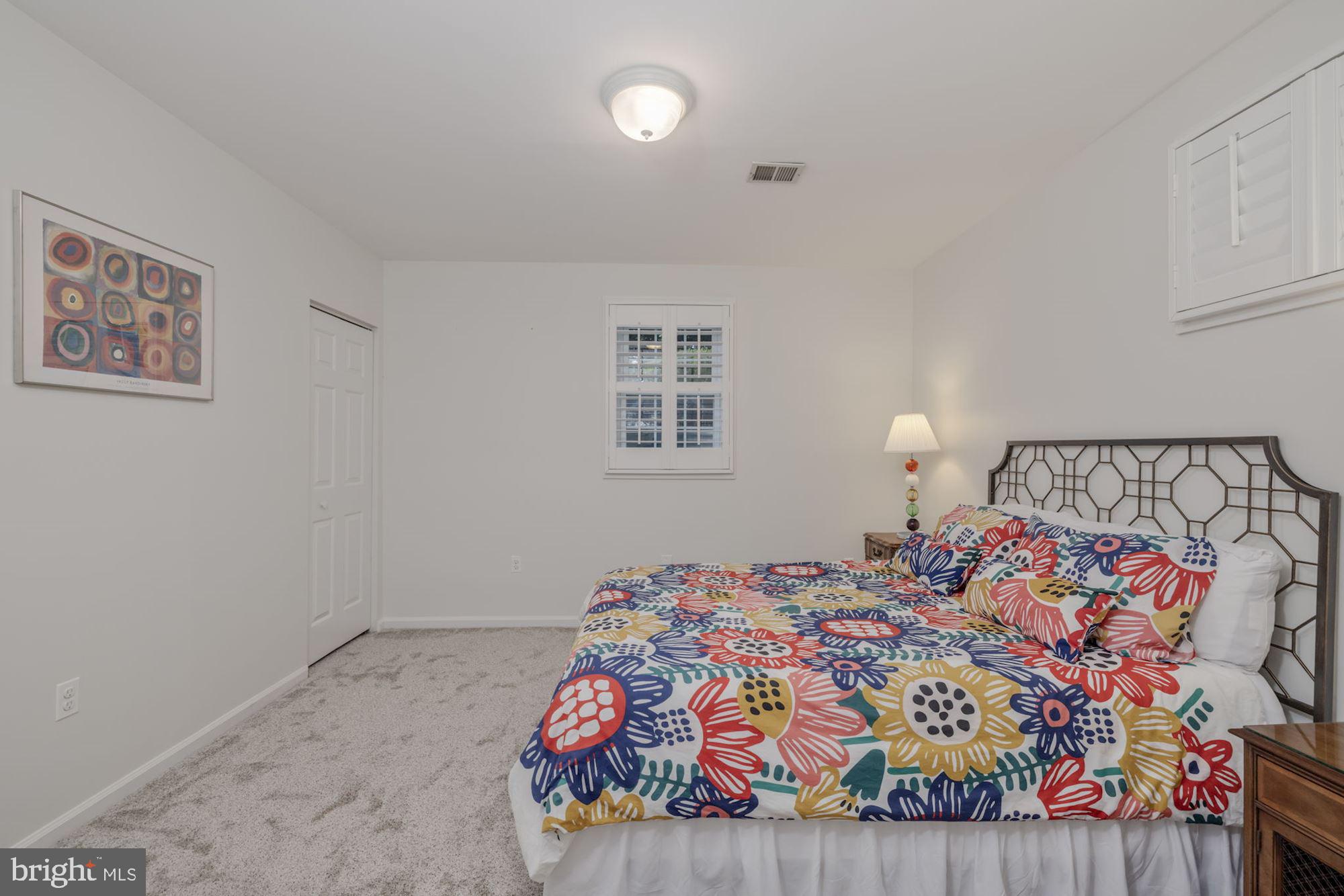 RIVER FALLS - Residential