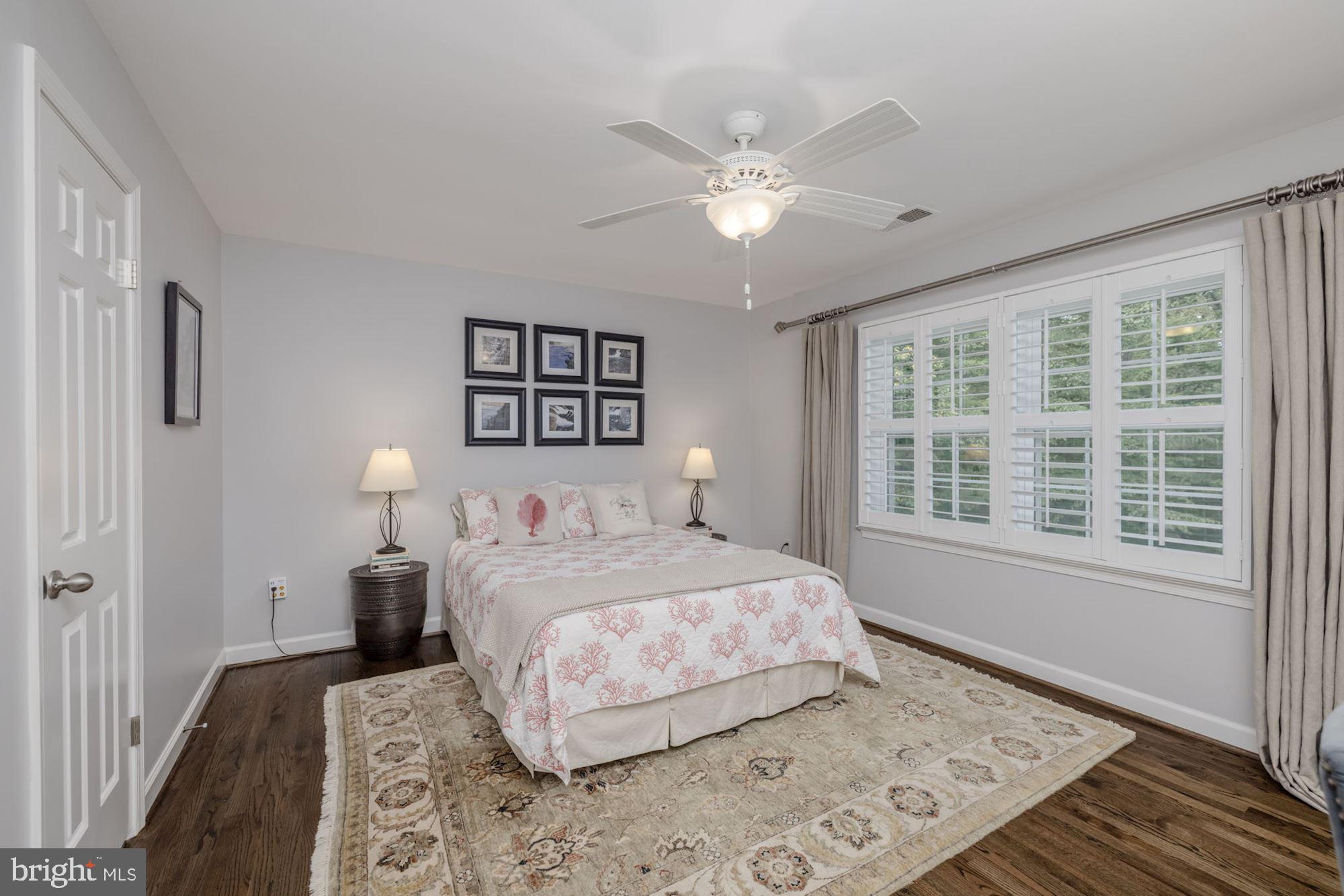 RIVER FALLS - Residential