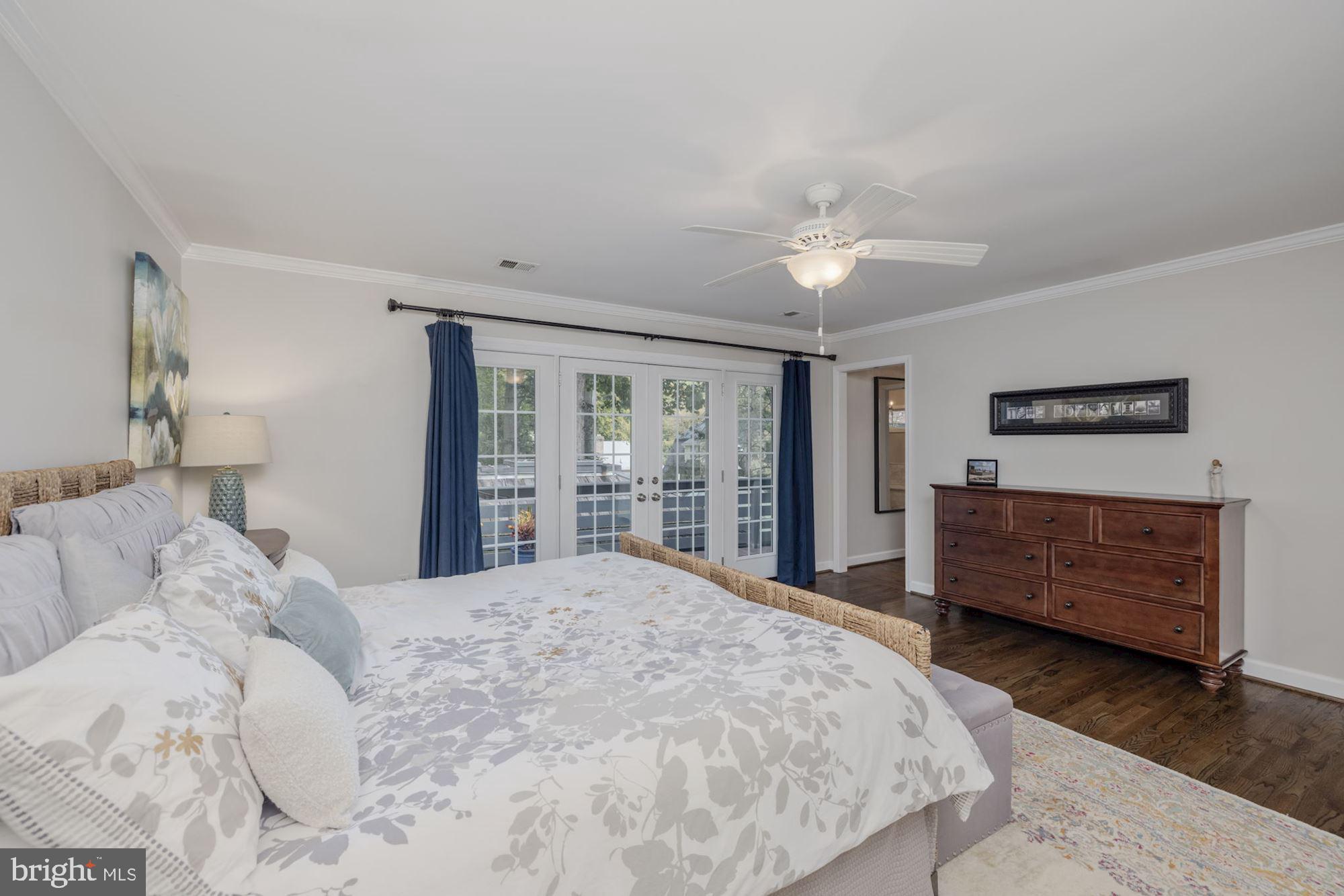 RIVER FALLS - Residential