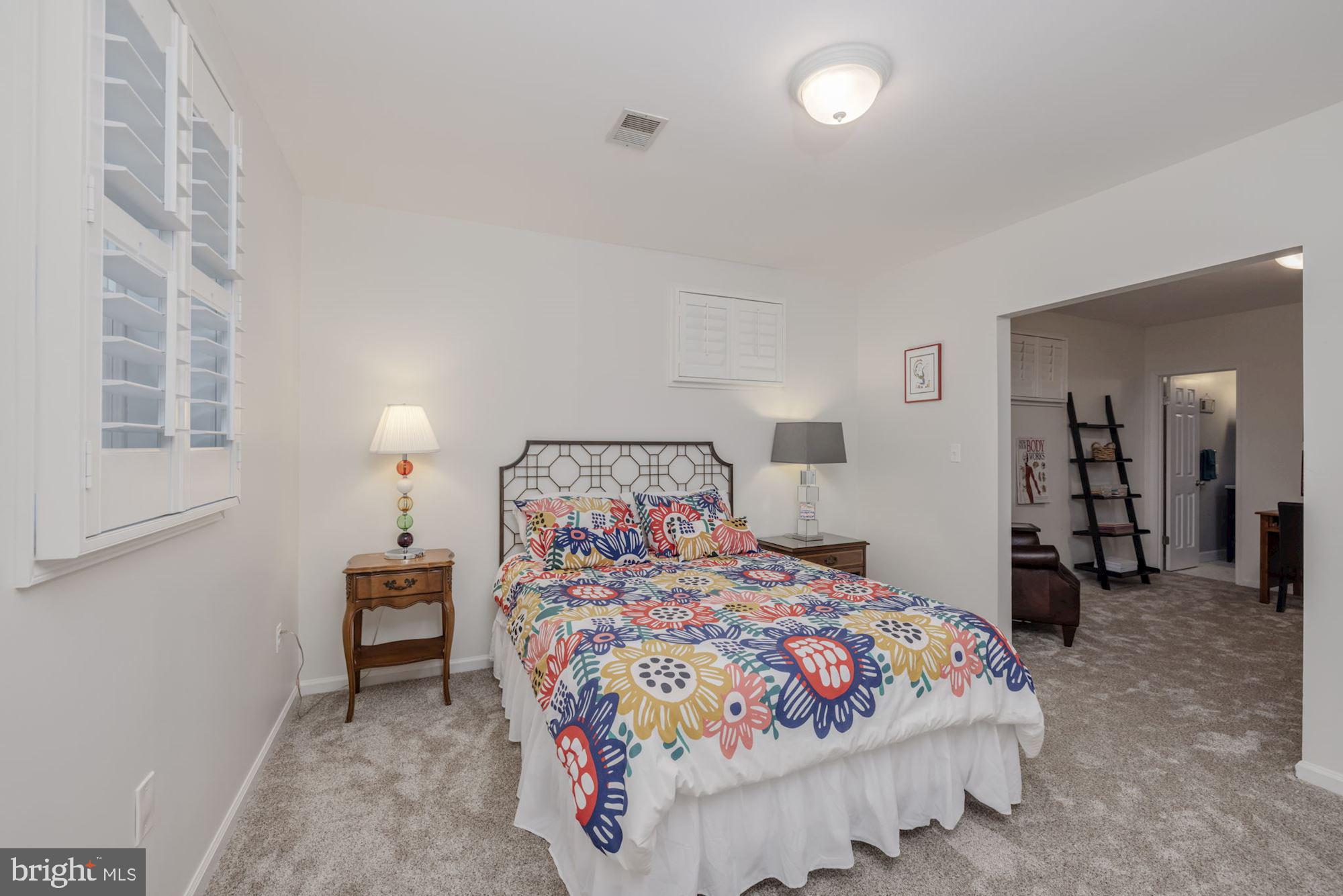 RIVER FALLS - Residential