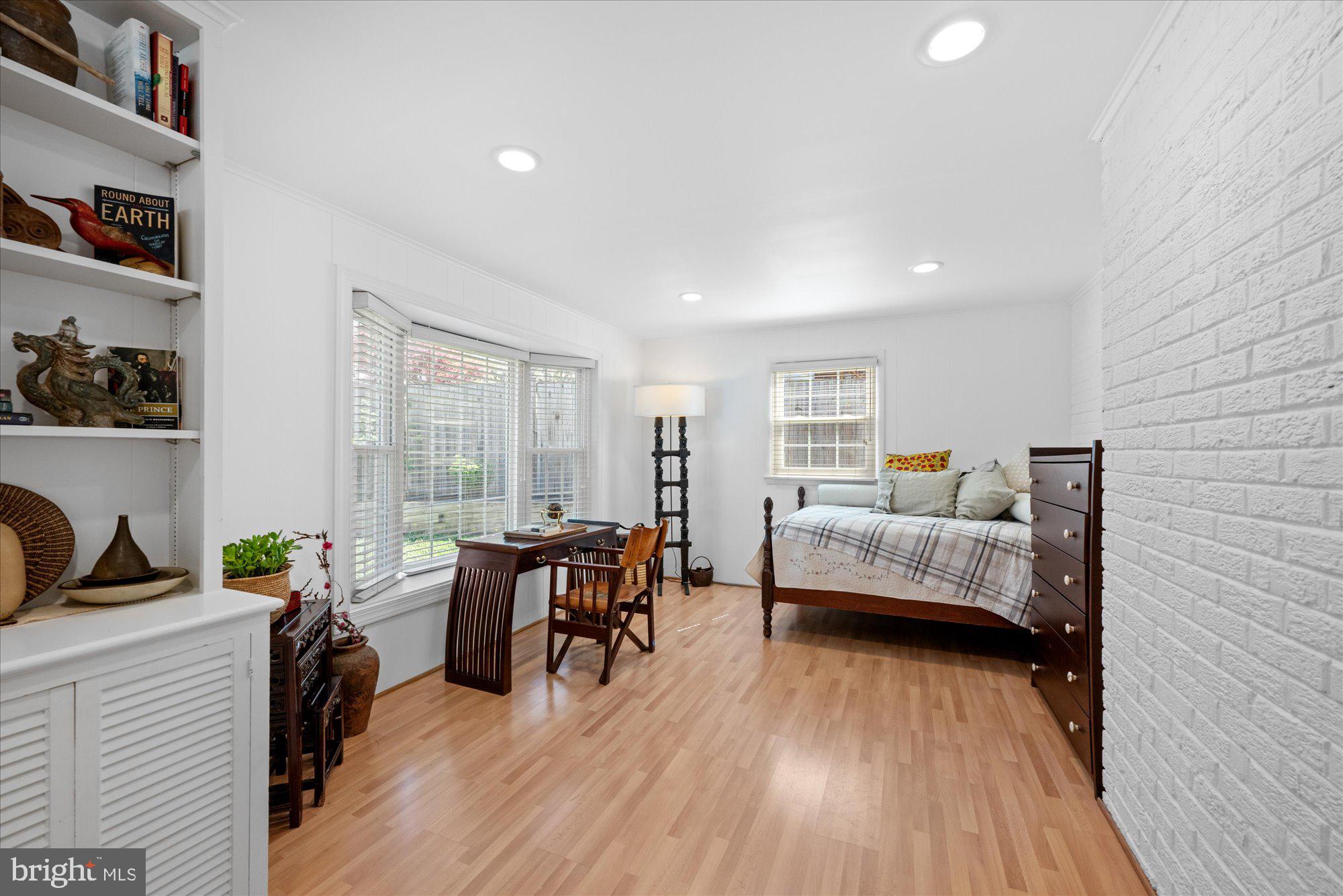 ROCK CREEK FOREST - Residential