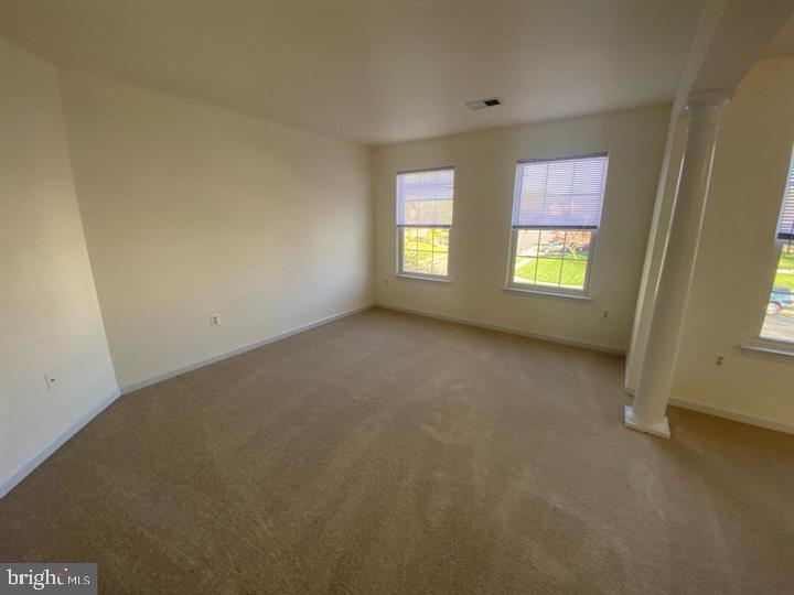 SARATOGA HUNT - Residential Lease