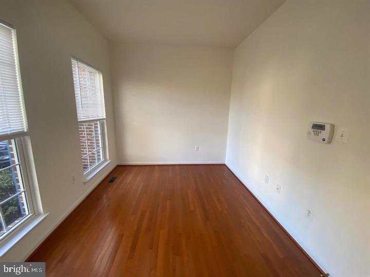 SARATOGA HUNT - Residential Lease