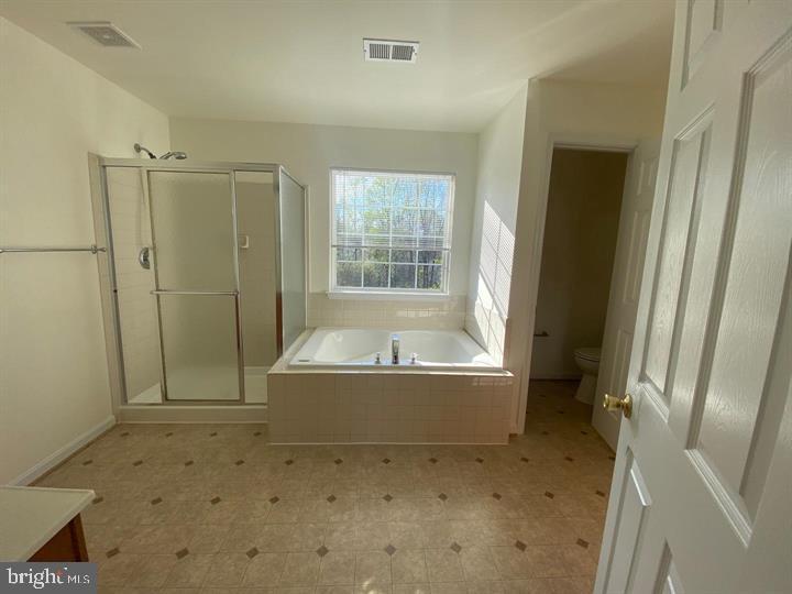 SARATOGA HUNT - Residential Lease