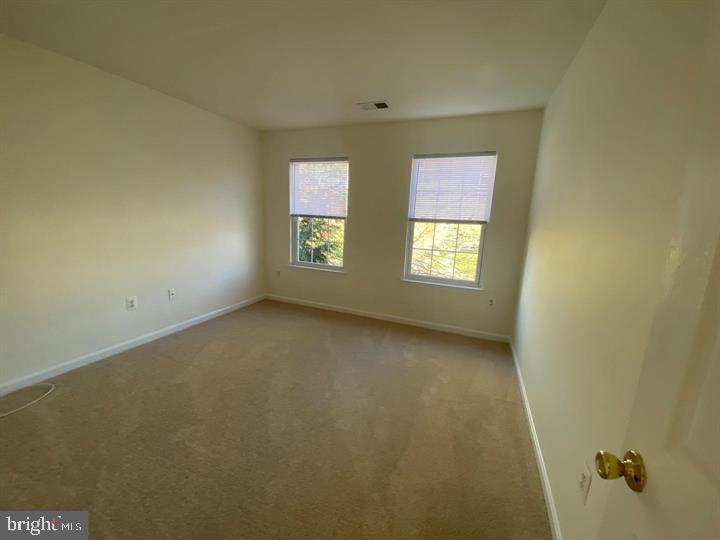 SARATOGA HUNT - Residential Lease