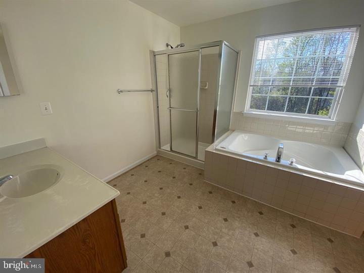 SARATOGA HUNT - Residential Lease