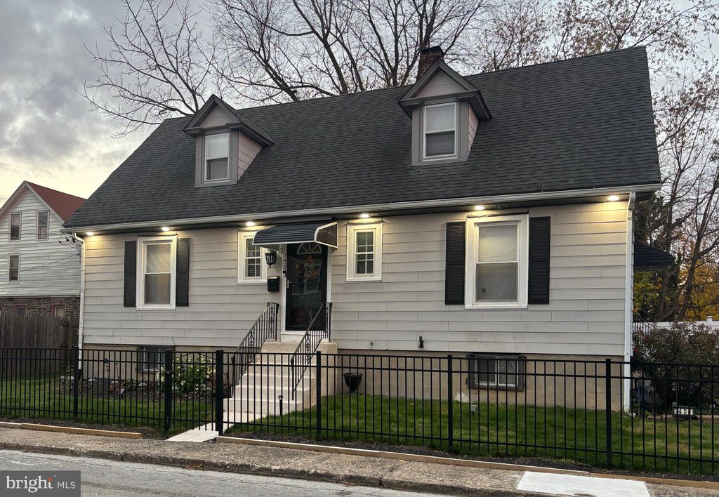 Photo of 7405 Cedar Lane, ELKINS PARK, PA 19027 (MLS # PAMC2162108)