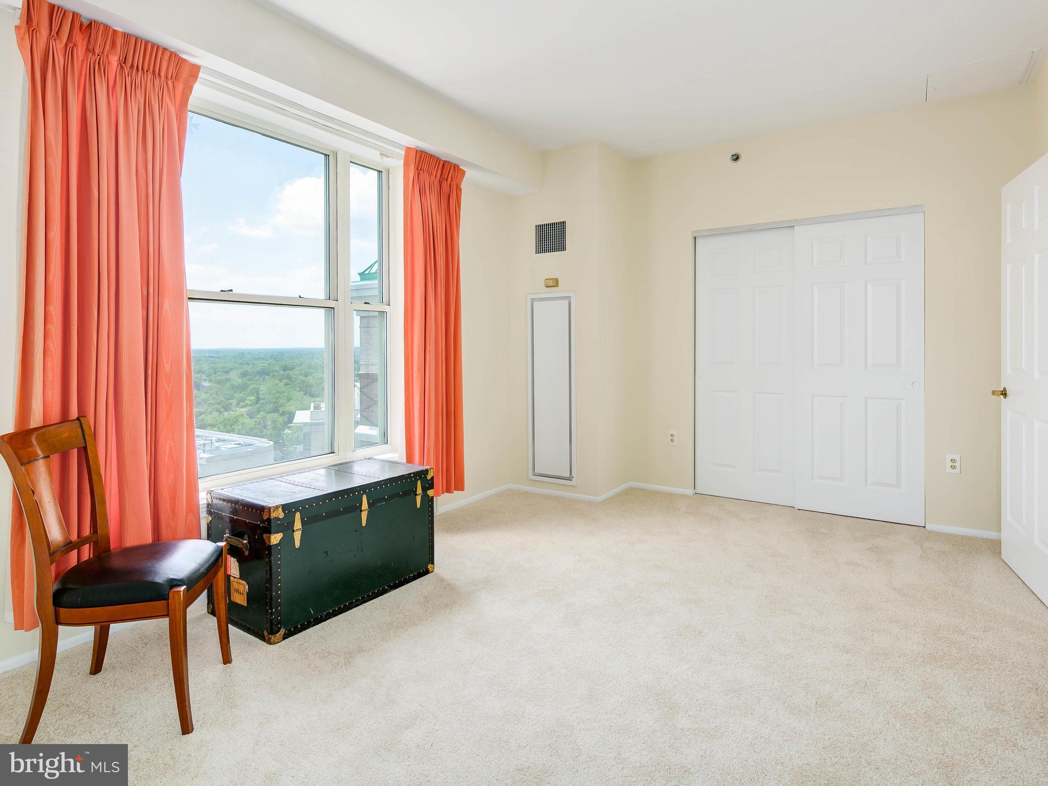 THE JEFFERSON - Sunrise Senior Living - Residential