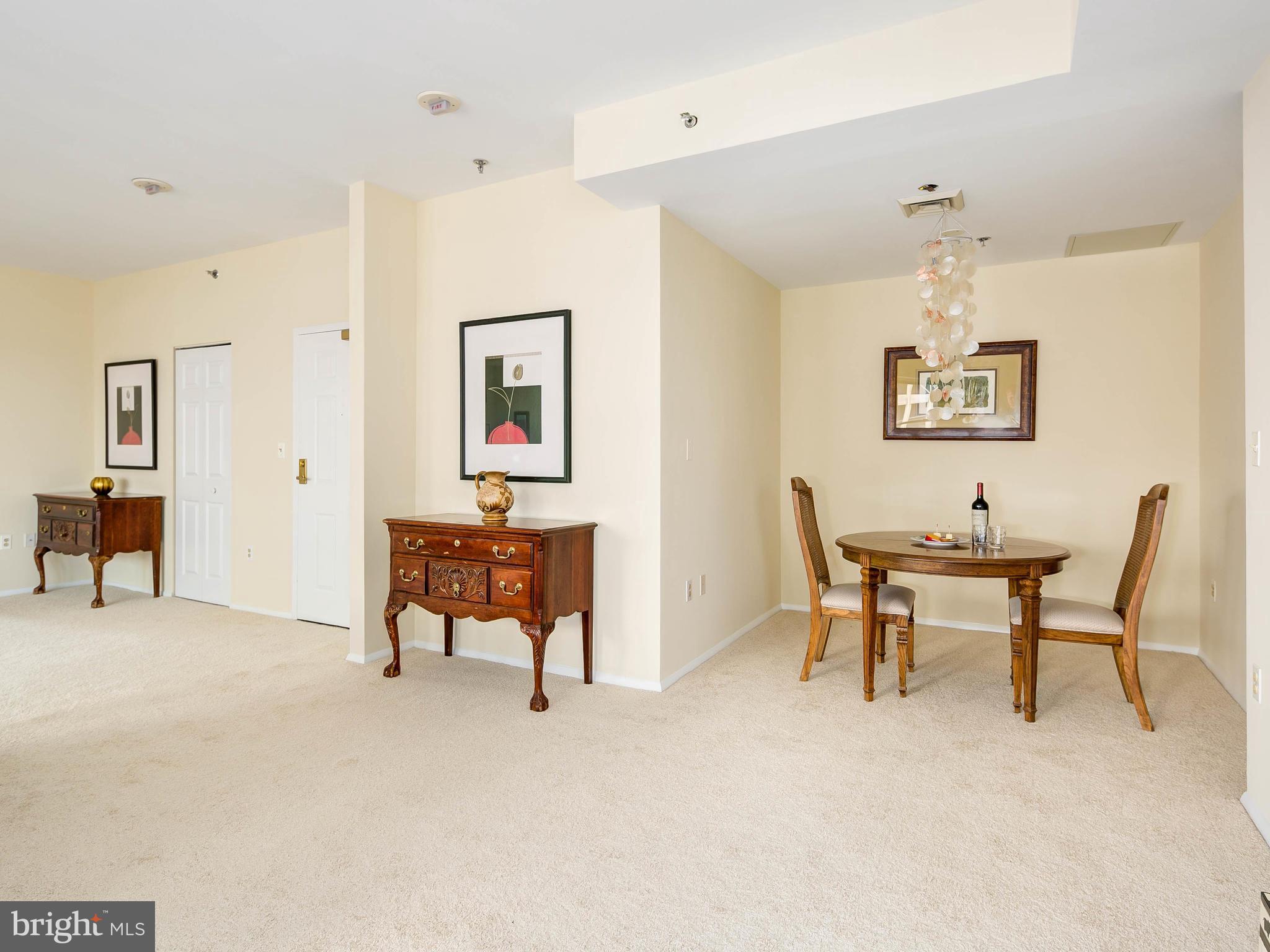 THE JEFFERSON - Sunrise Senior Living - Residential