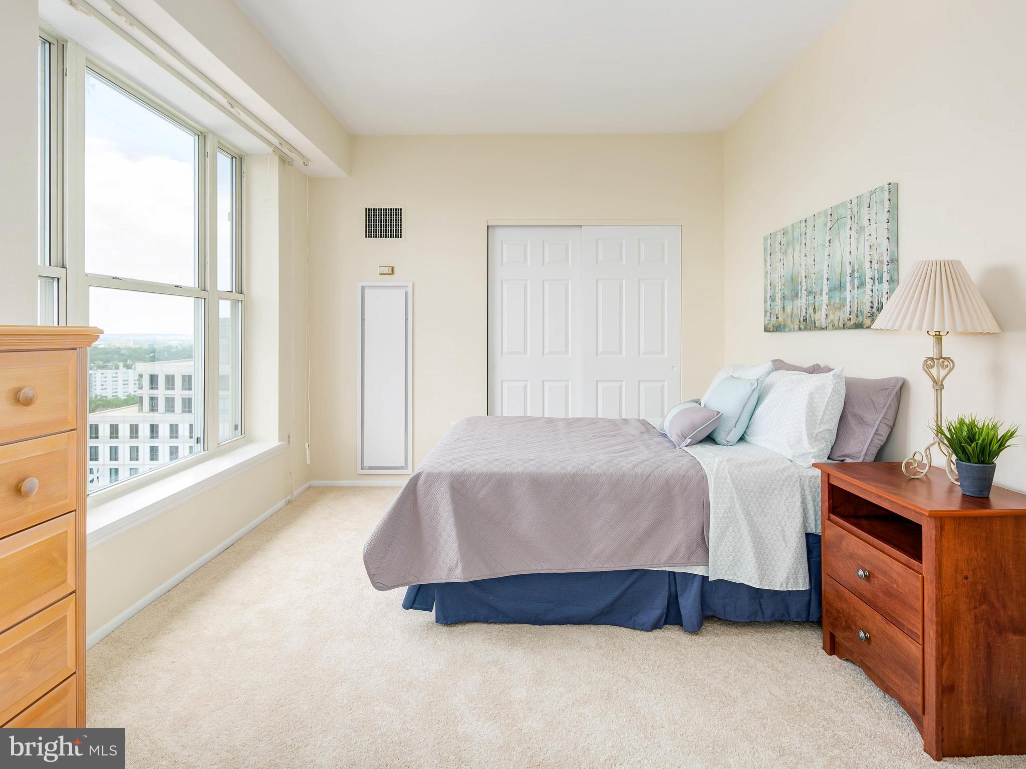 THE JEFFERSON - Sunrise Senior Living - Residential