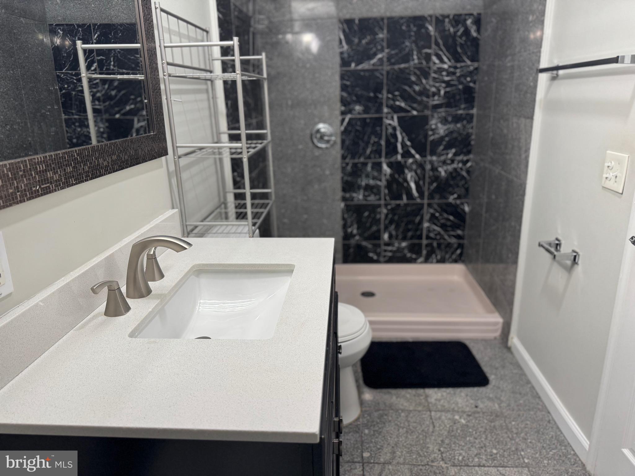 MADISON PARK HISTORIC DISTRICT - Residential Lease