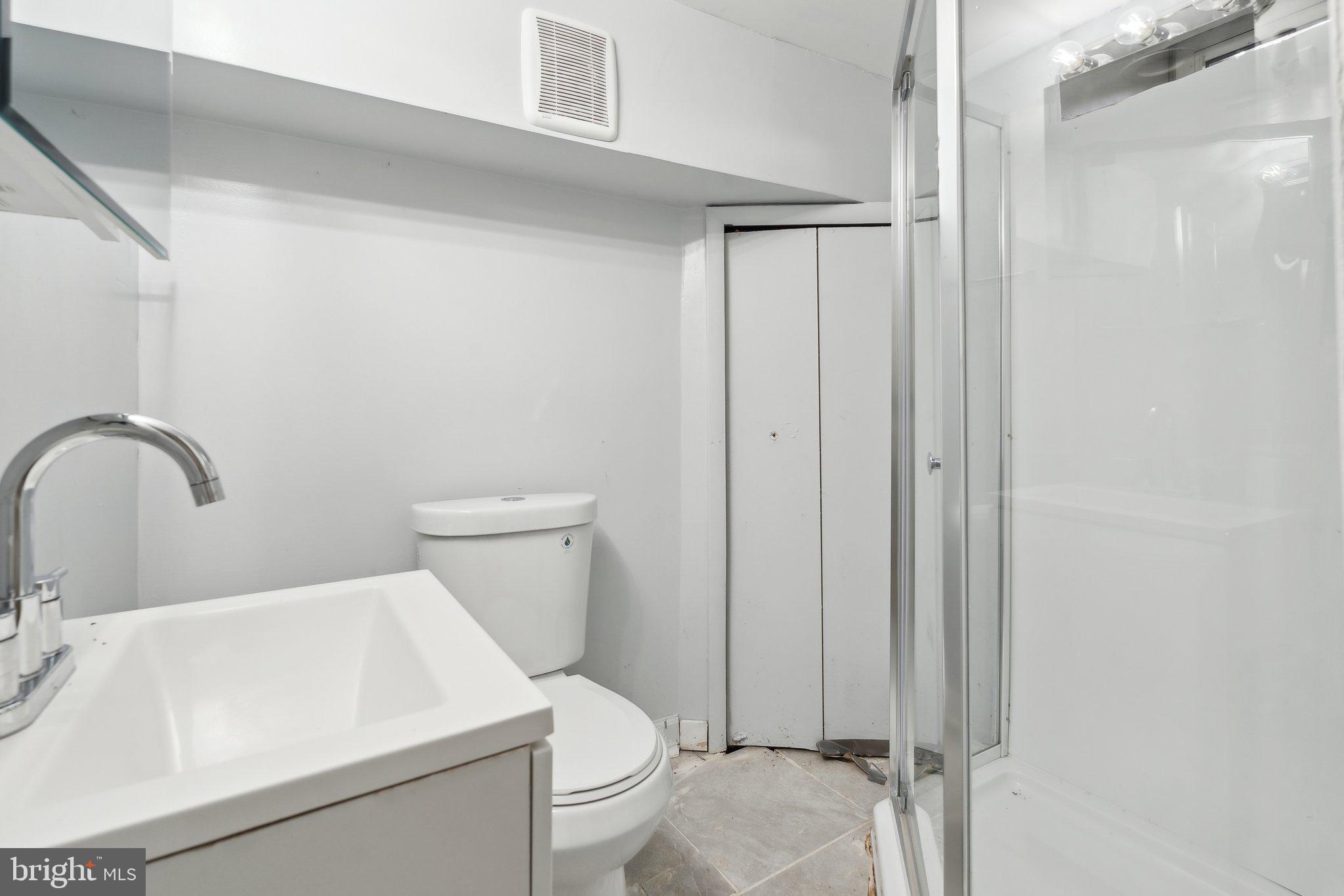 MADISON PARK HISTORIC DISTRICT - Residential Lease