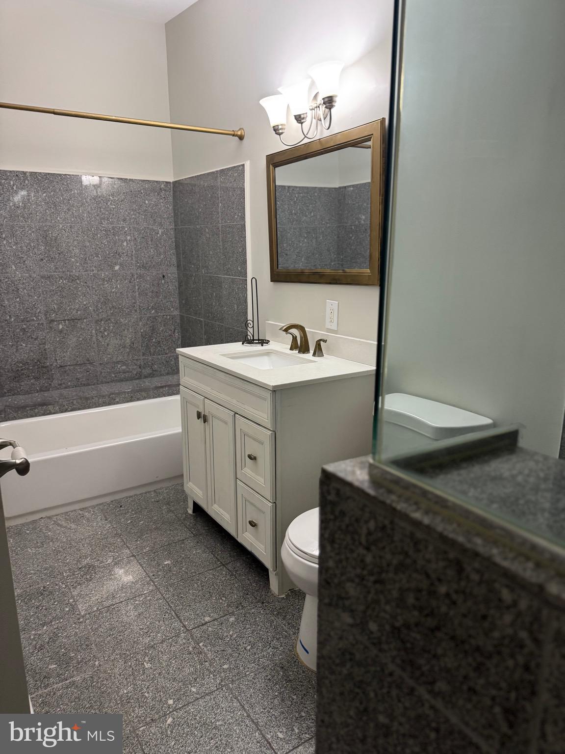 MADISON PARK HISTORIC DISTRICT - Residential Lease