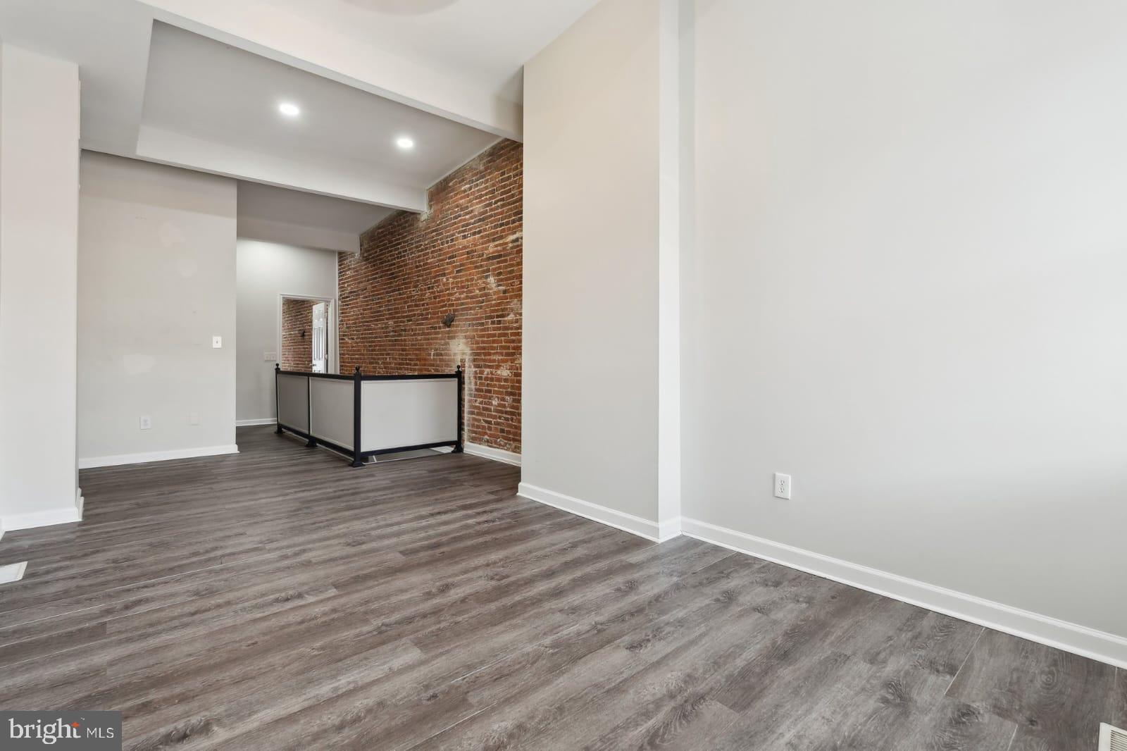 MADISON PARK HISTORIC DISTRICT - Residential Lease