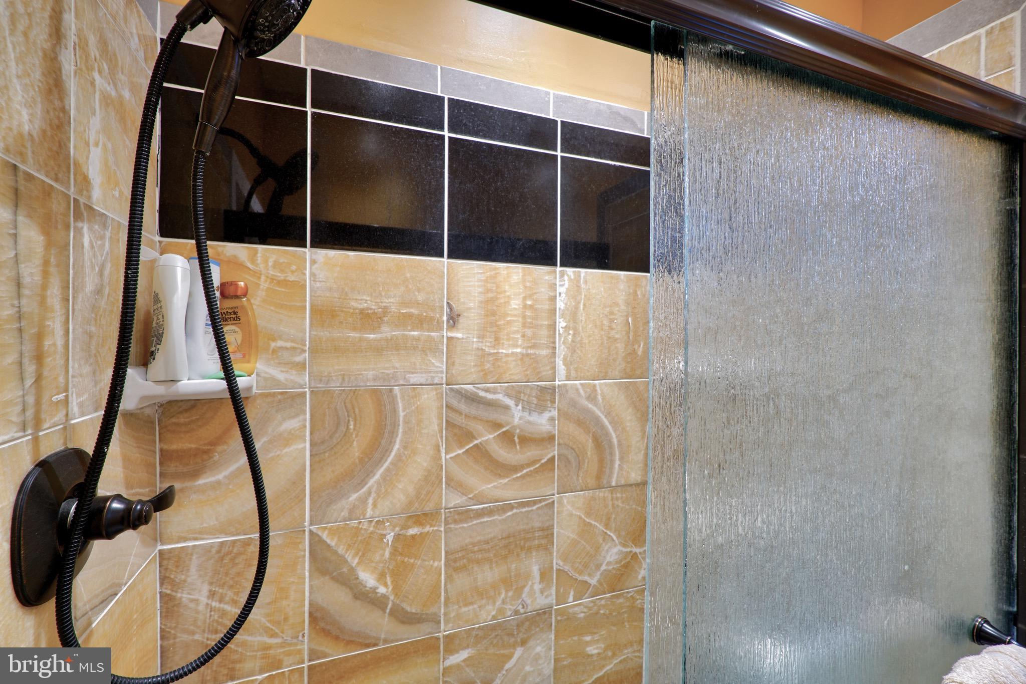 EVERGREEN LAWN - Residential