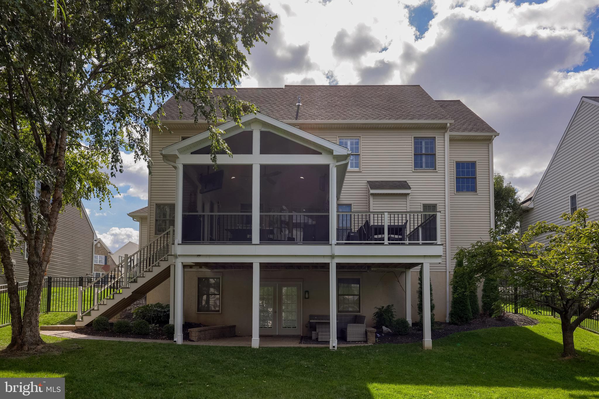 PENNS CROSSING - Residential